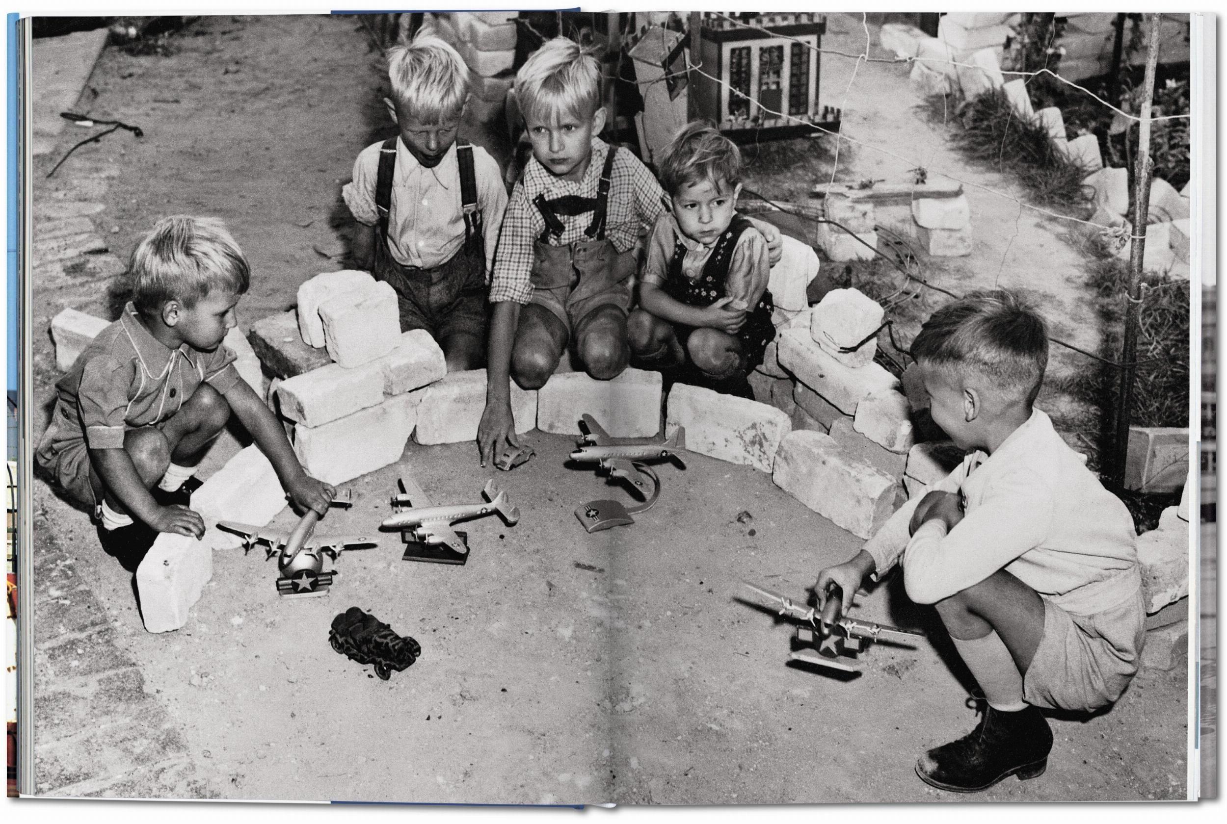 Beispielinhalt (Bild) Berlin. Portrait of a City