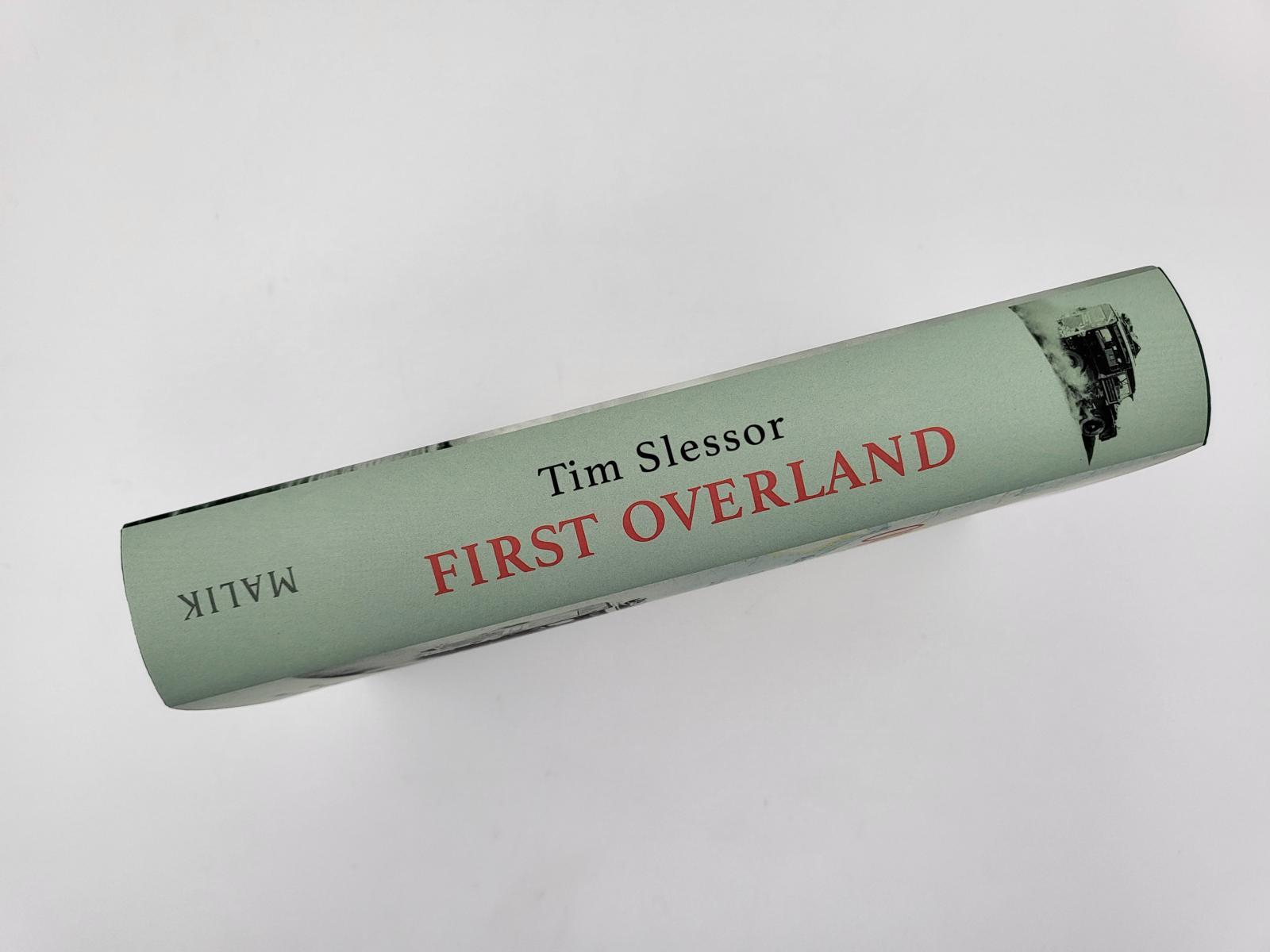 Beispielinhalt (Bild) First Overland. Als Erste im Land Rover 18.000 Meilen von London nach Singapur