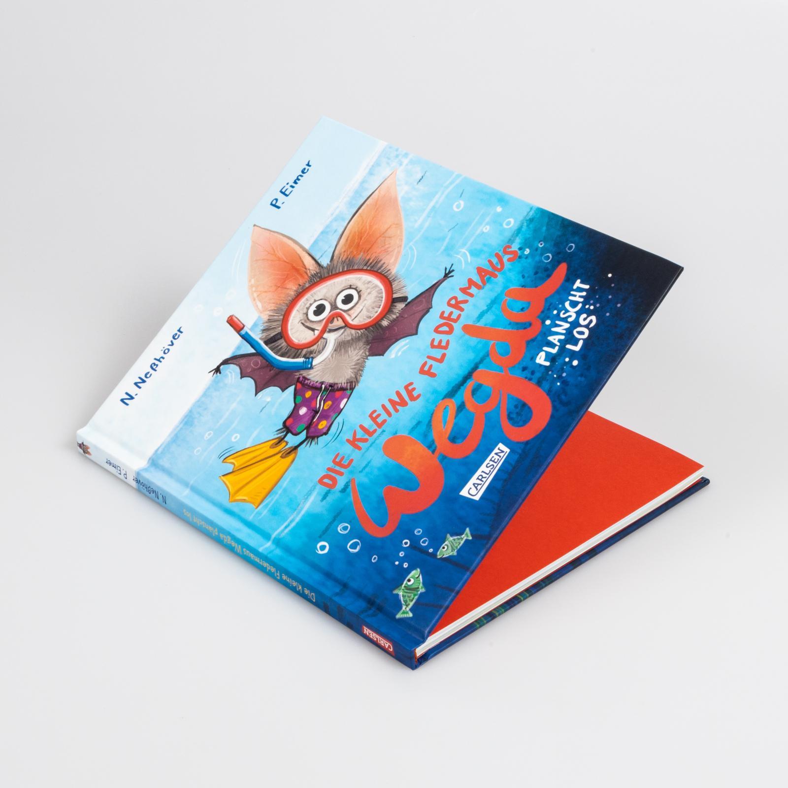 Beispielinhalt (Bild) Die kleine Fledermaus Wegda: Wegda planscht los