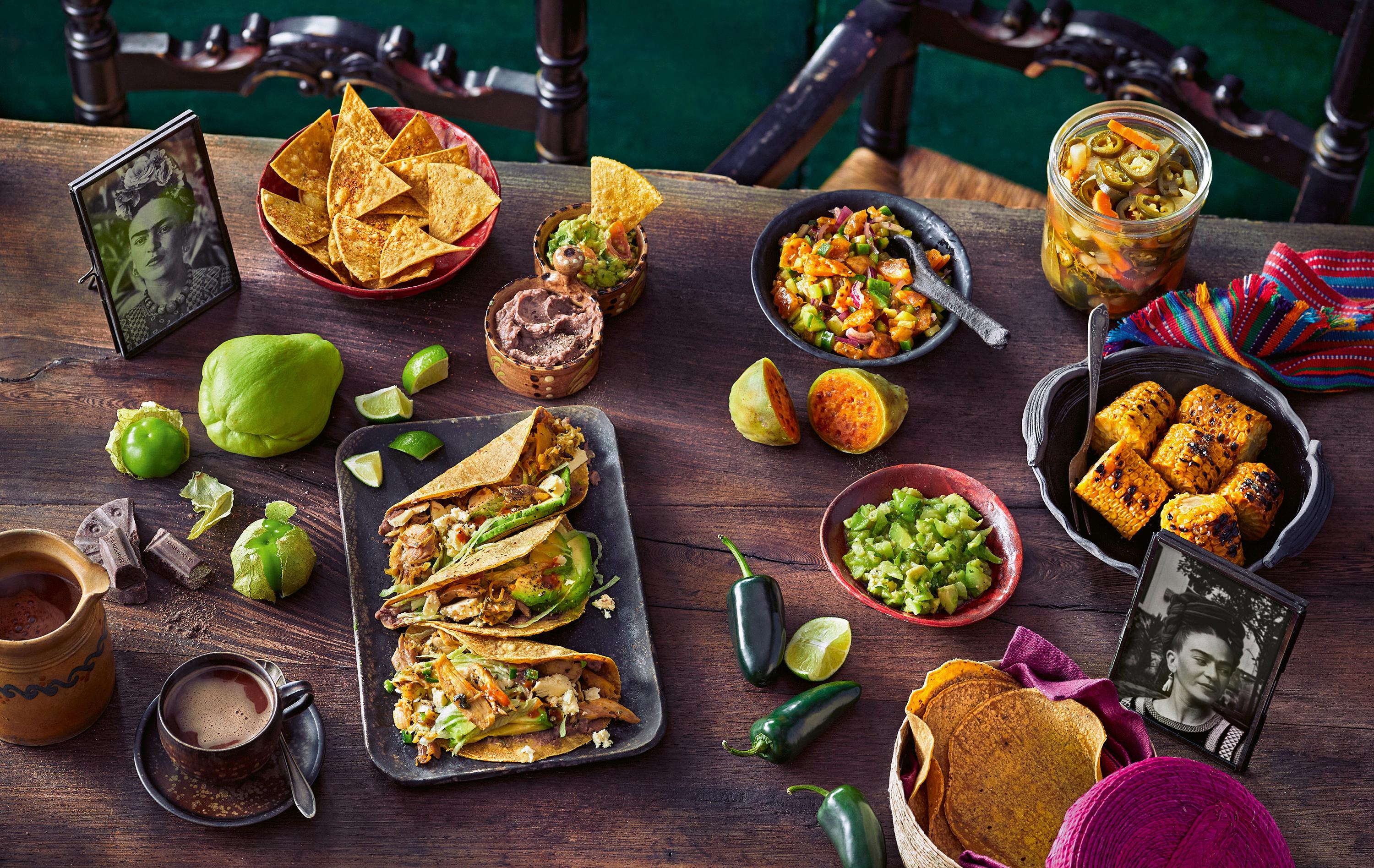 Beispielinhalt (Bild) Zu Gast bei Frida Kahlo