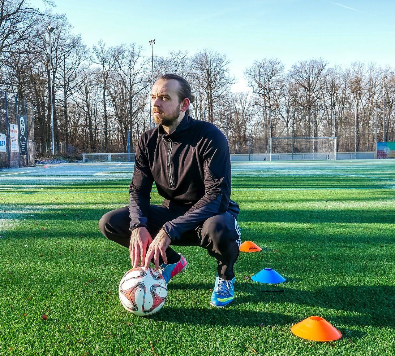 Beispielinhalt (Bild) Fußball Hacks - Die Tricks der Profis