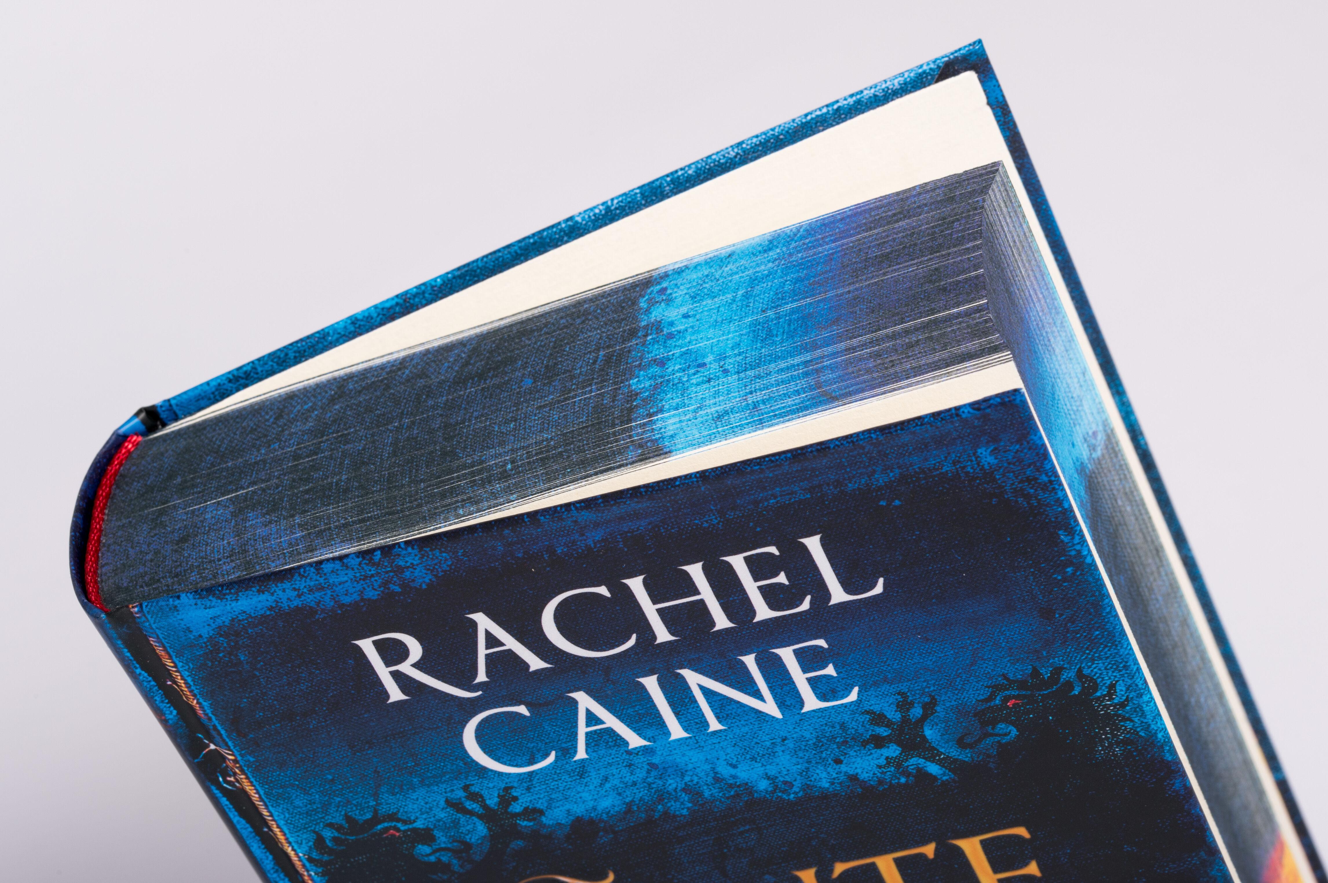 Beispielinhalt (Bild) Tinte und Knochen - Die Magische Bibliothek