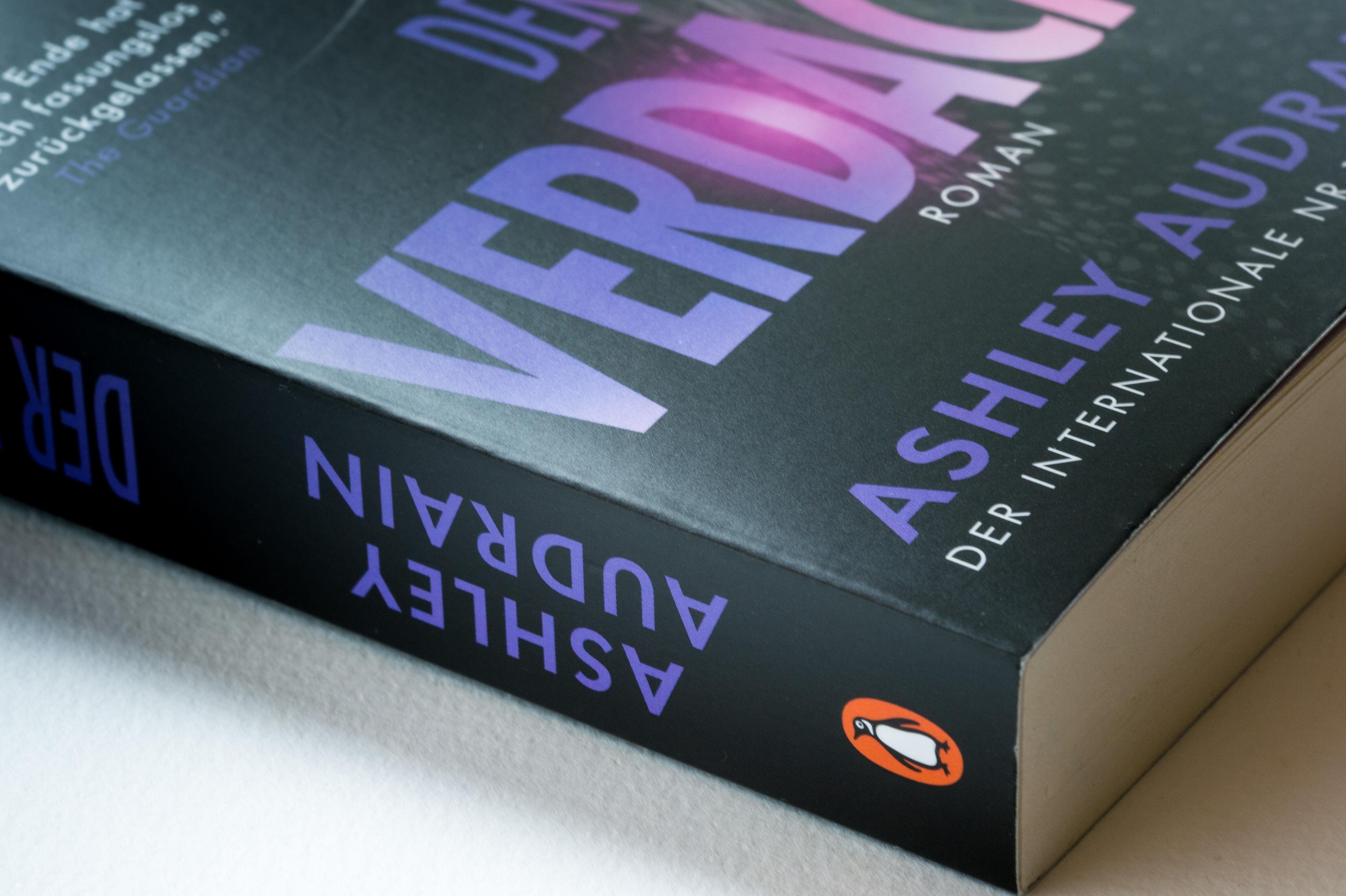 Beispielinhalt (Bild) Der Verdacht