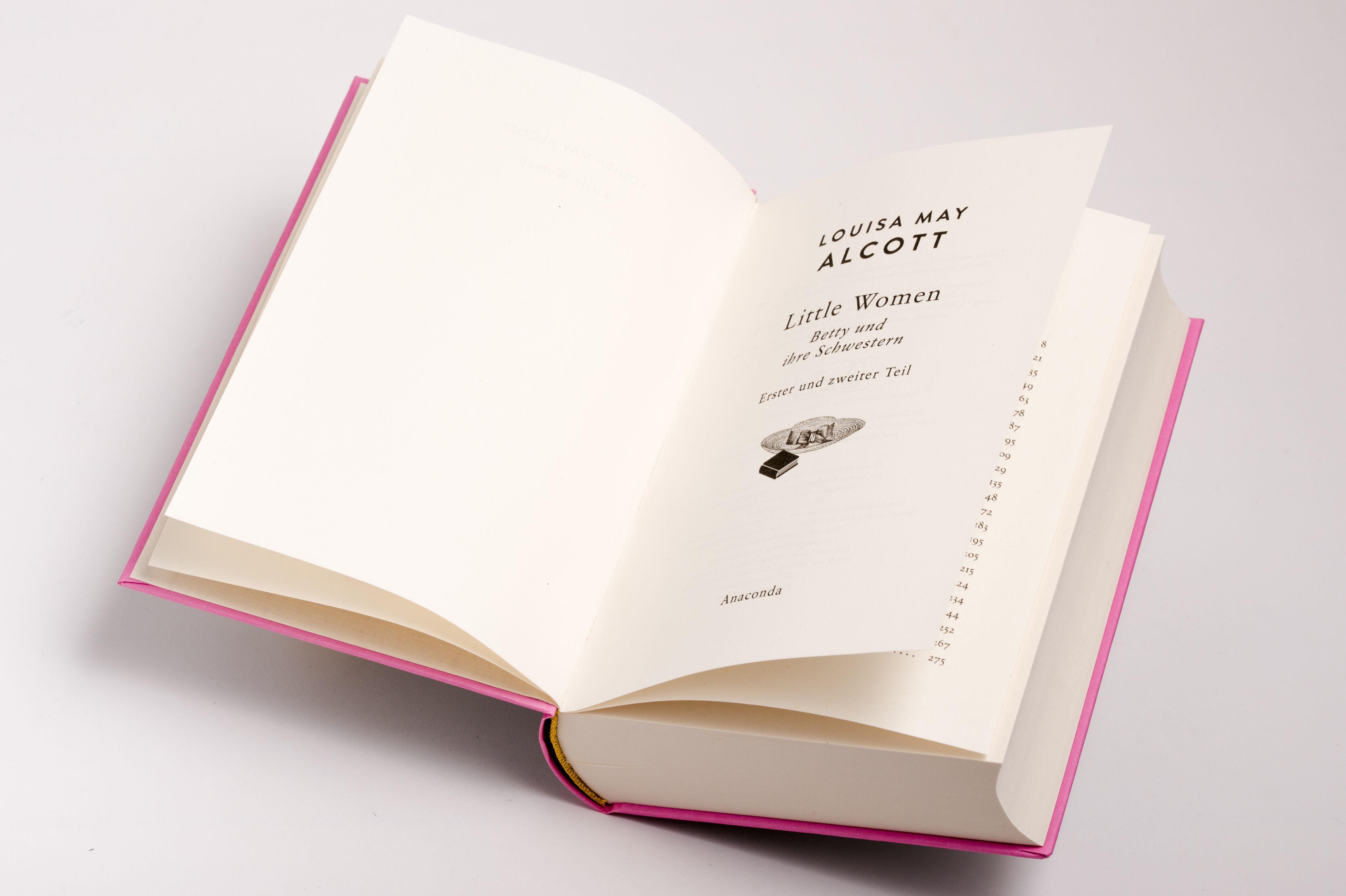 Beispielinhalt (Bild) Louisa Mary Alcott, Little Women. Betty und ihre Schwestern - Erster und zweiter Teil. Schmuckausgabe mit Goldprägung