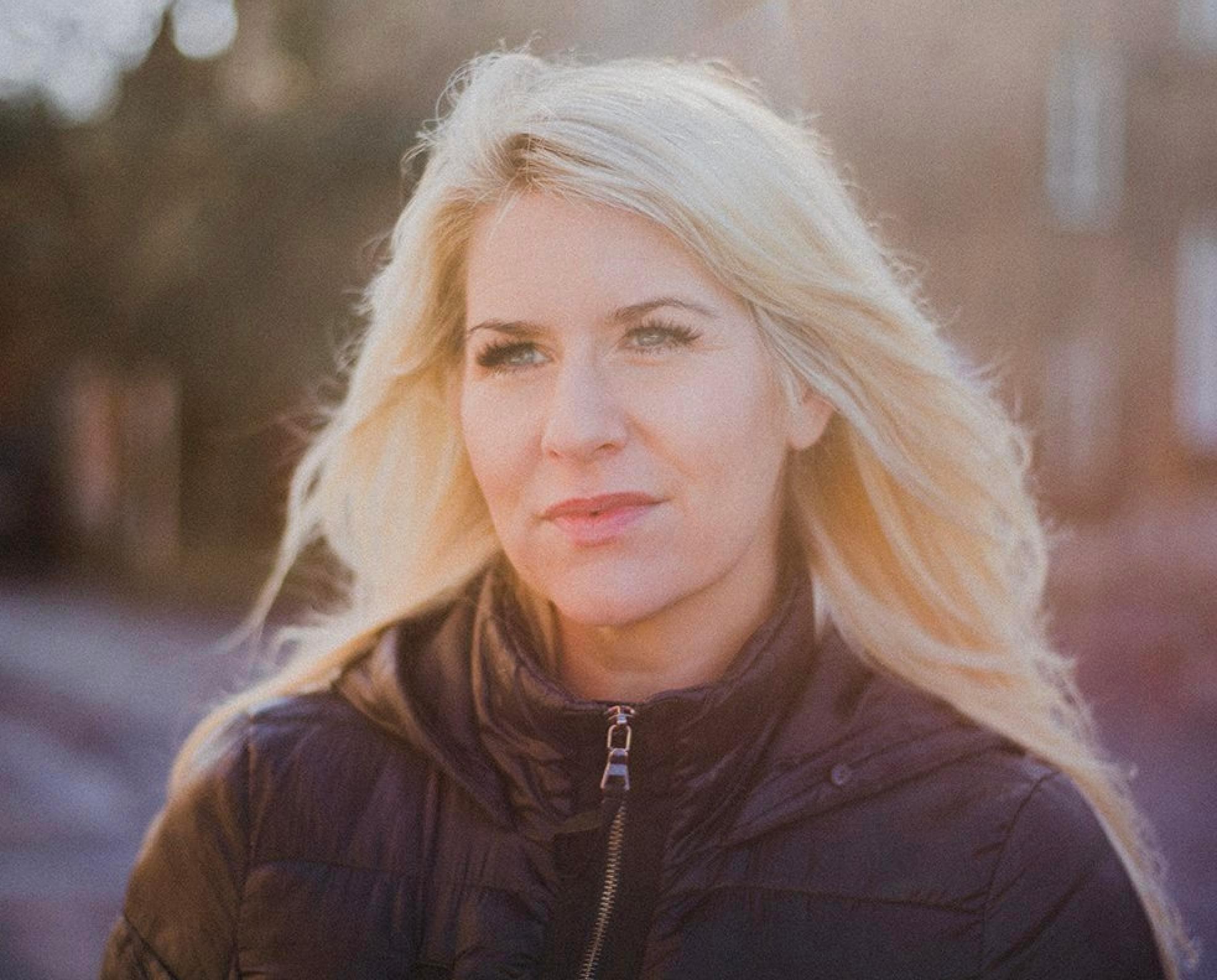 Autorenbild STAR SEEDS. Warum wir hier sind und wohin wir gehen. Transformierende Botschaften aus fernen Galaxien (Ungekürzte Autorenlesung)