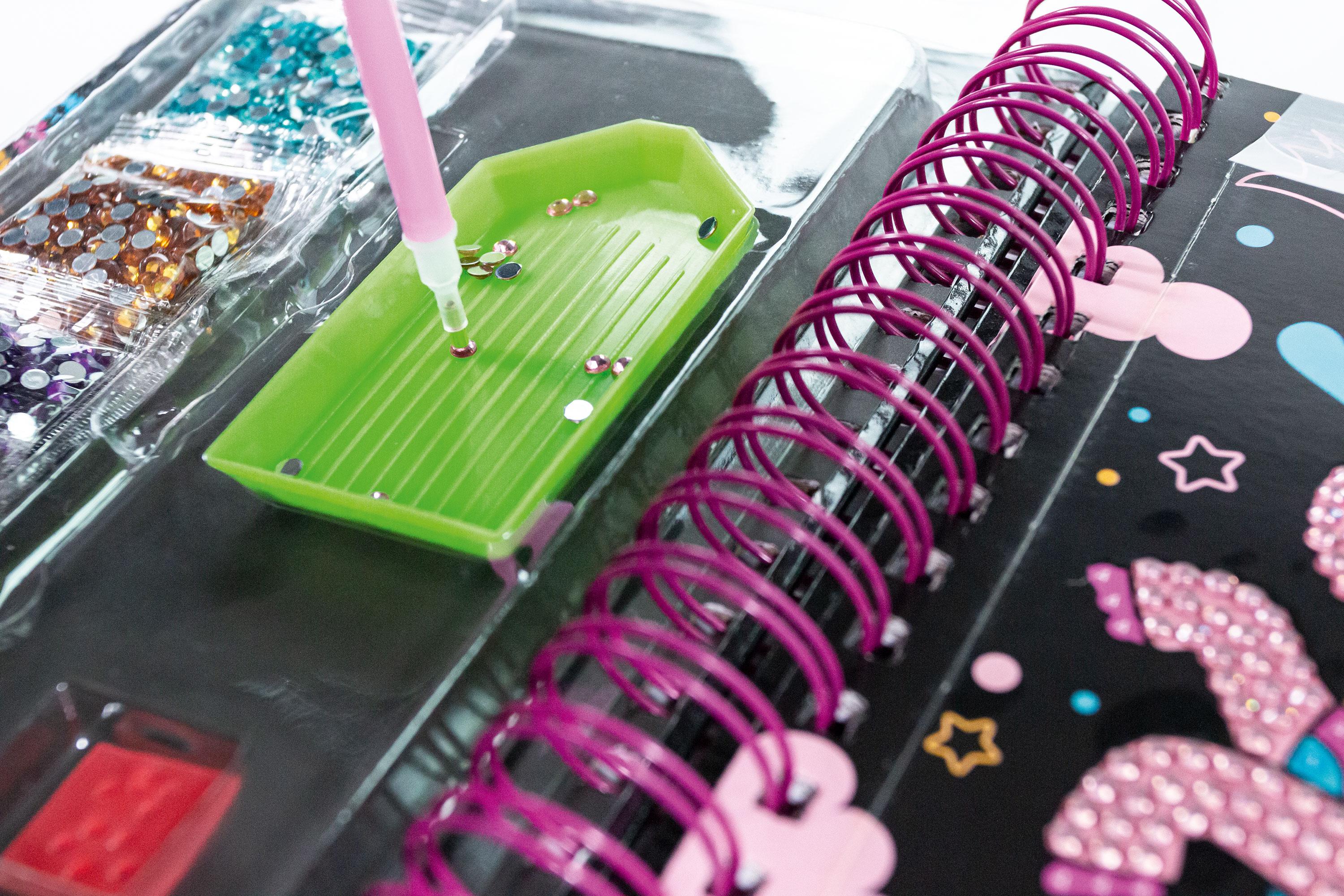 Beispielinhalt (Bild) Diamond Painting - Bastelspaß mit Diamanten - Einhörner