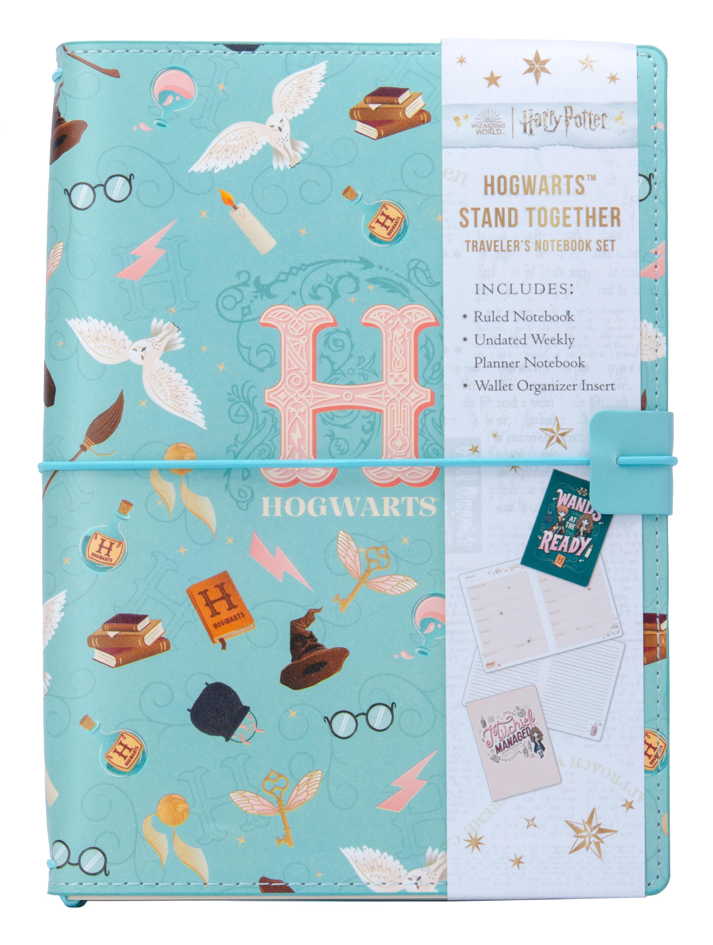 Vorderes Coverbild Harry Potter: Hogwarts Stand Together Traveler's Notebook Set
