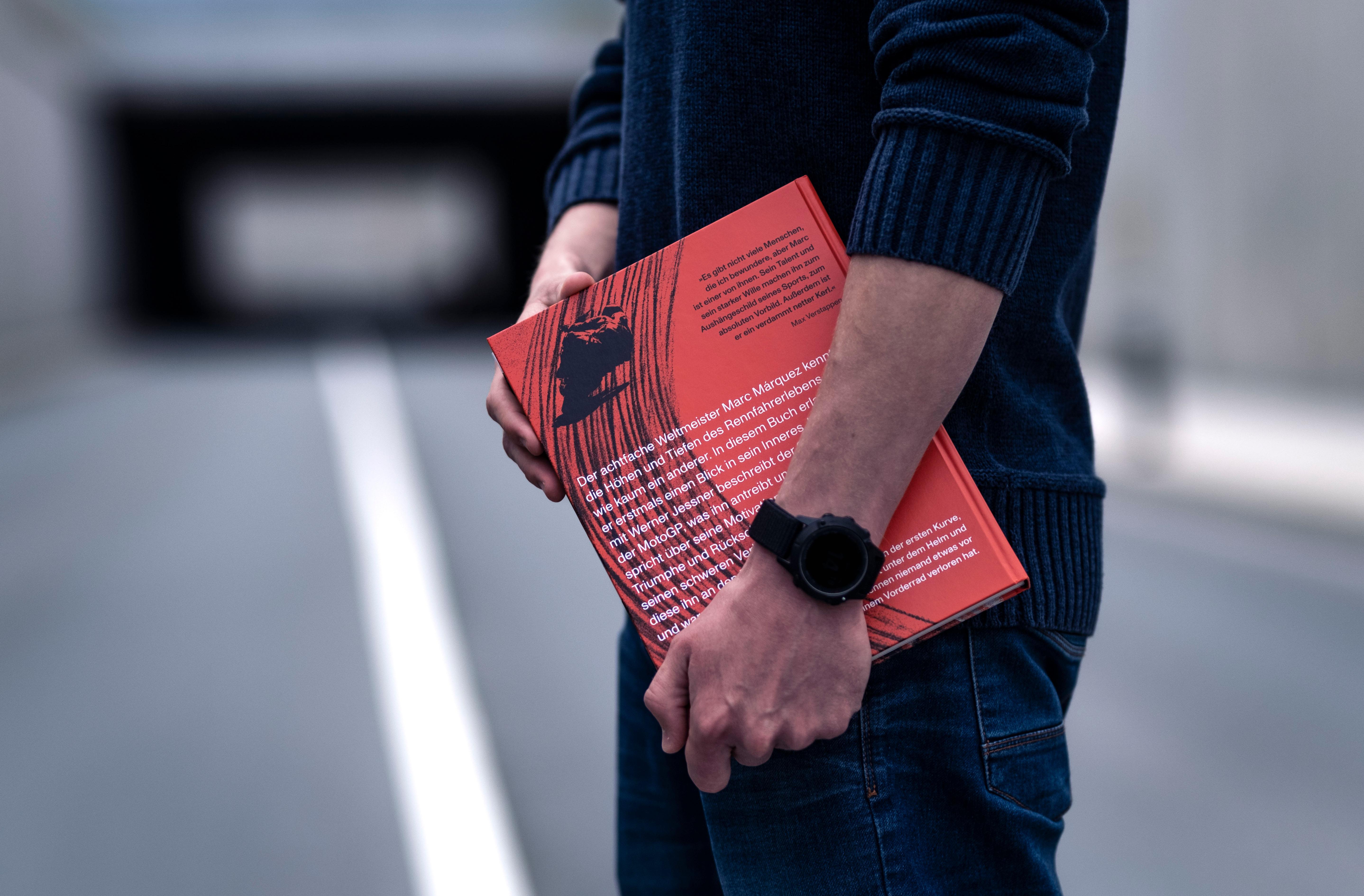 Beispielinhalt (Bild) Being Marc Márquez