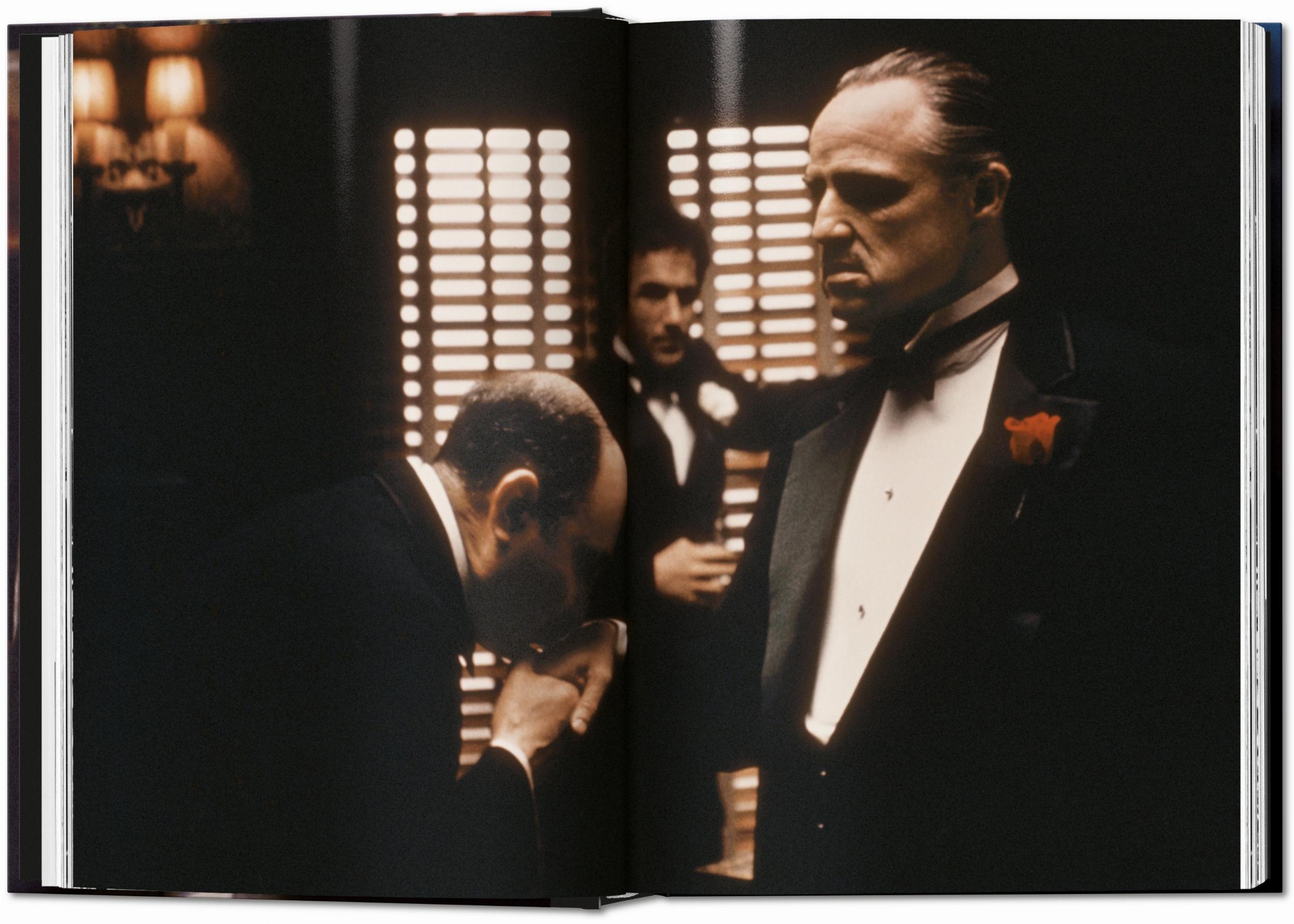 Beispielinhalt (Bild) Steve Schapiro. The Godfather Family Album. 40th Ed.