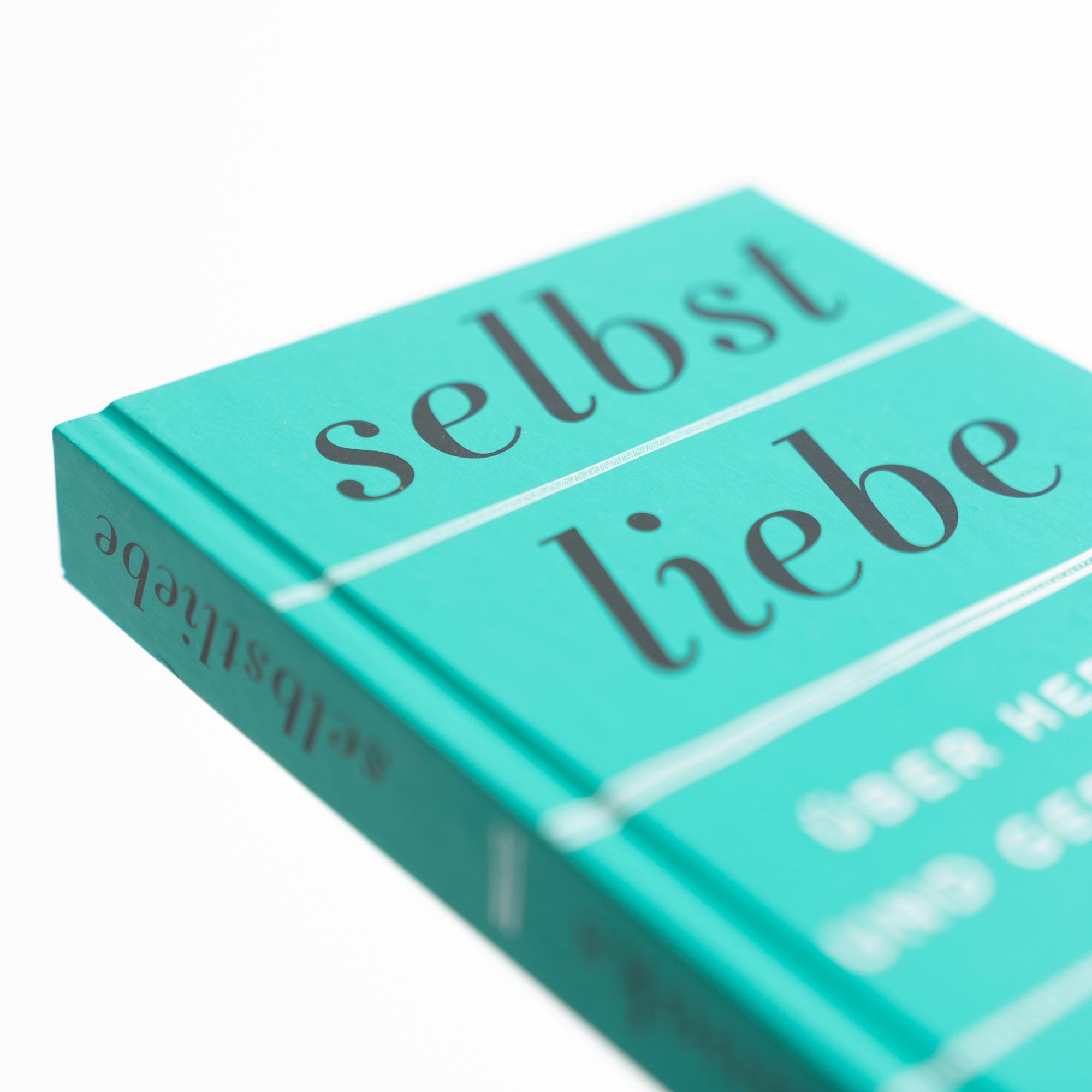 Beispielinhalt (Bild) Selbstliebe. Über Herkunft und Gerechtigkeit