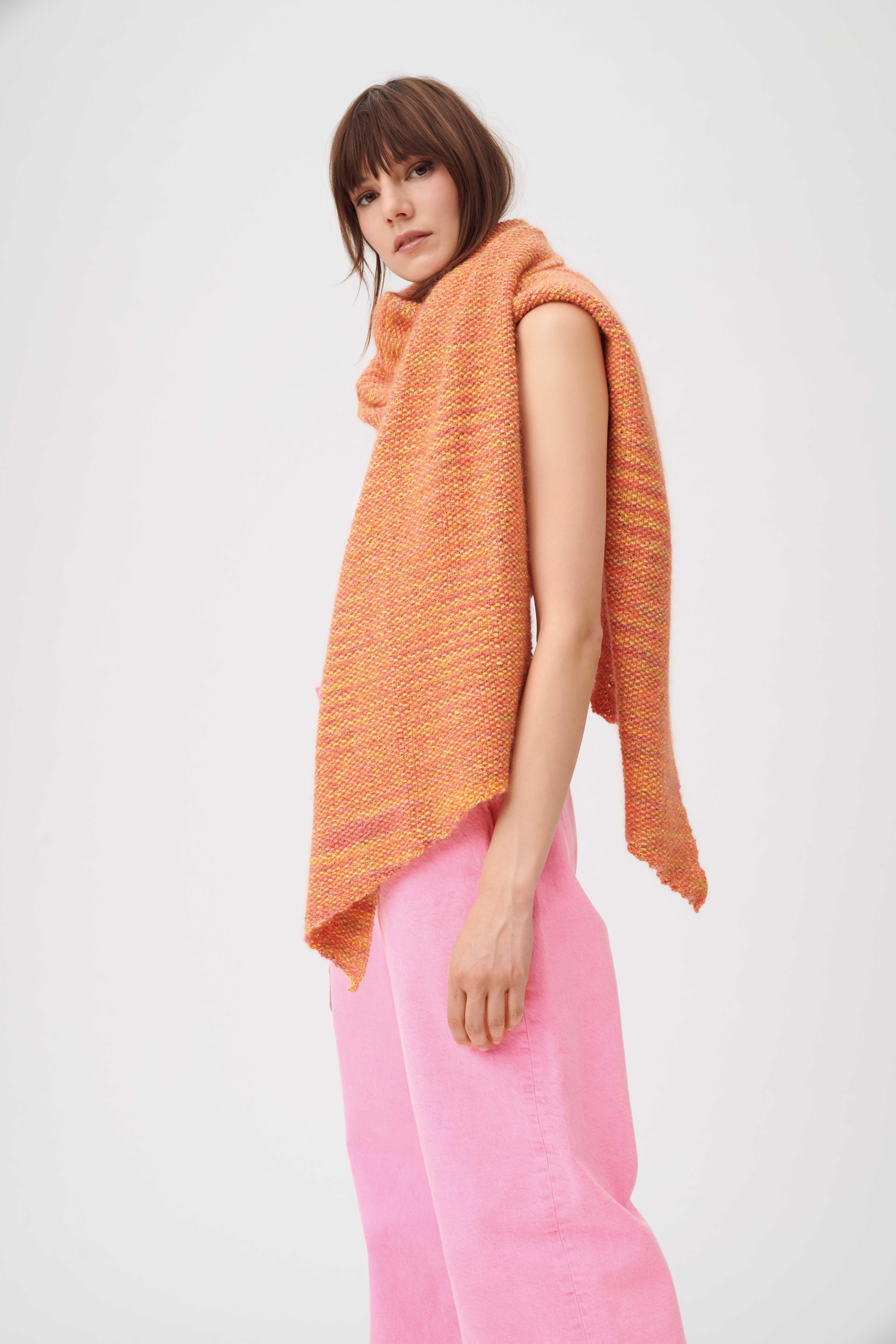 Beispielinhalt (Bild) Made by Me Handknitting Fashion No 16