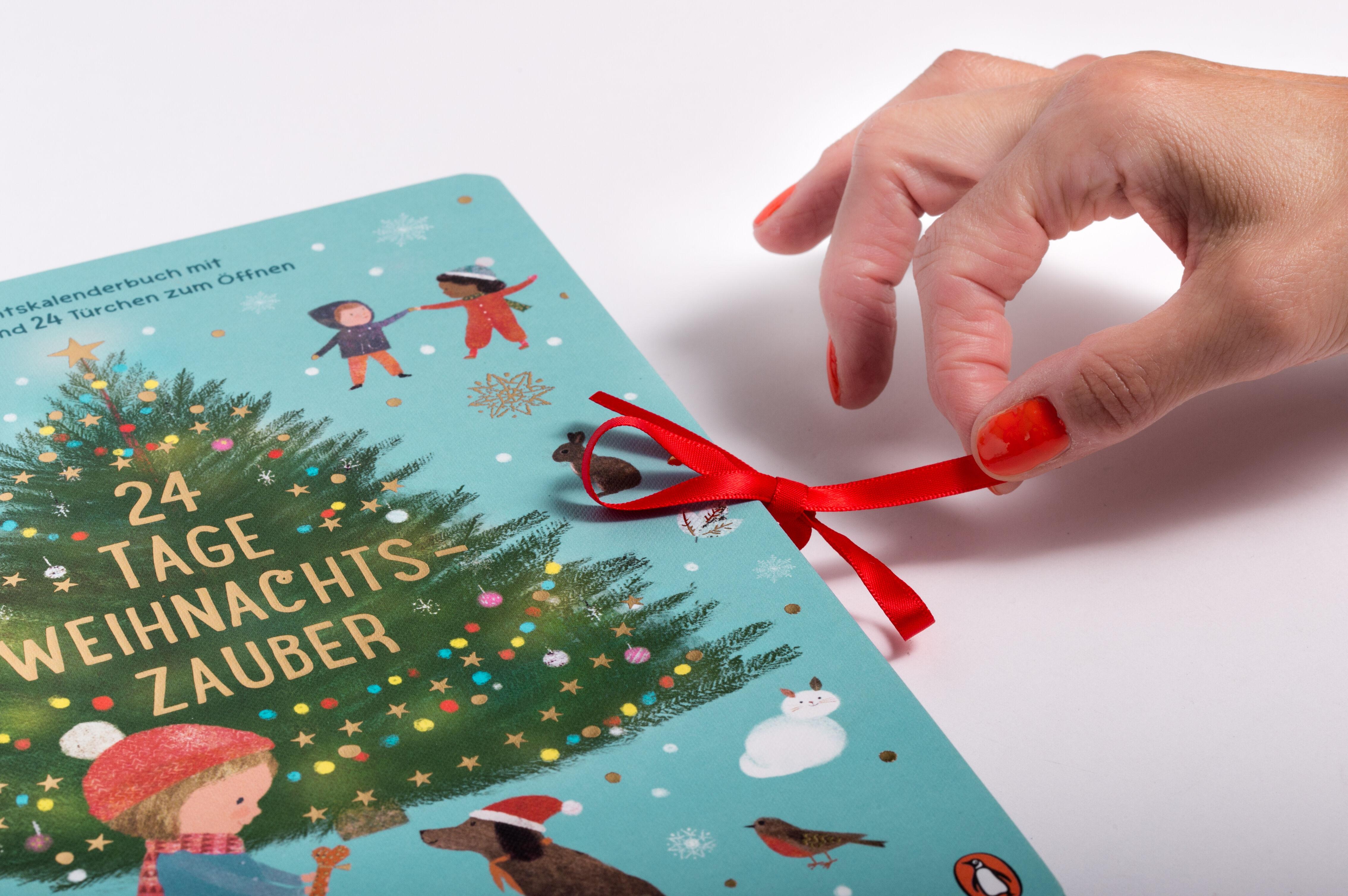 Beispielinhalt (Bild) 24 Tage Weihnachtszauber - Mein Adventskalenderbuch mit 24 Gedichten und 24 Türchen zum Öffnen