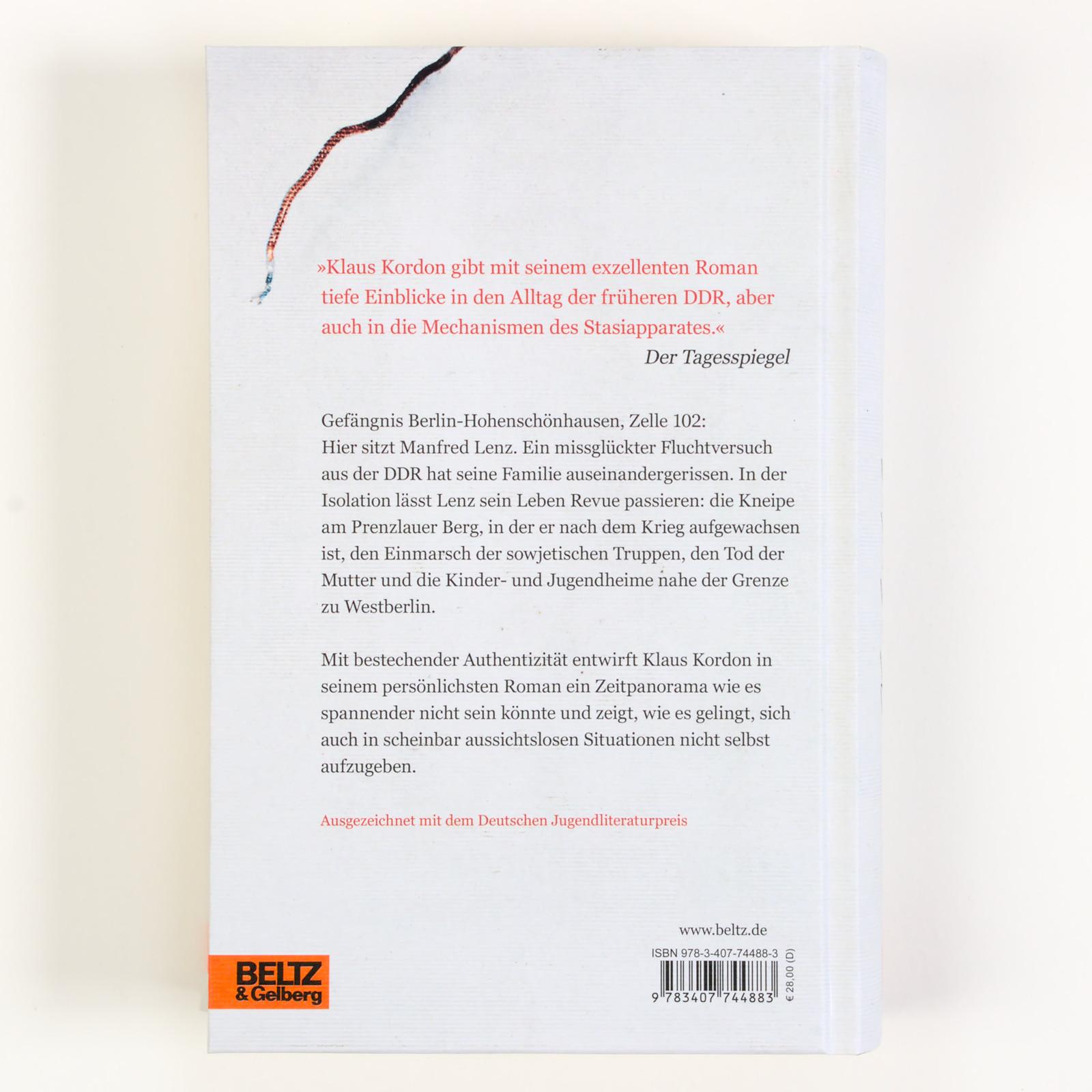 Rückseitencover Krokodil im Nacken