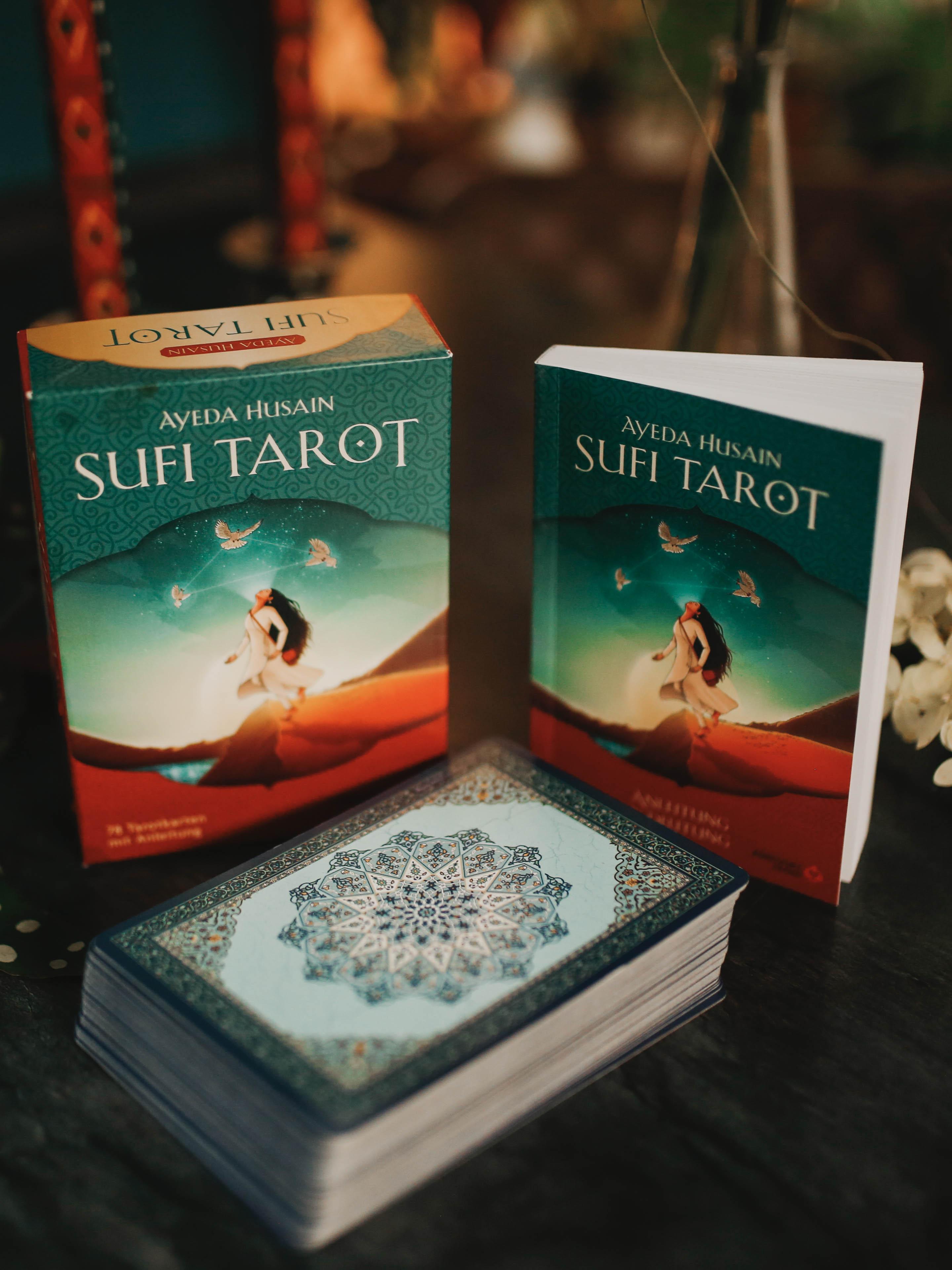 Beispielinhalt (Bild) Sufi-Tarot - Der Weg des Herzens: 78 Tarotkarten mit Anleitung