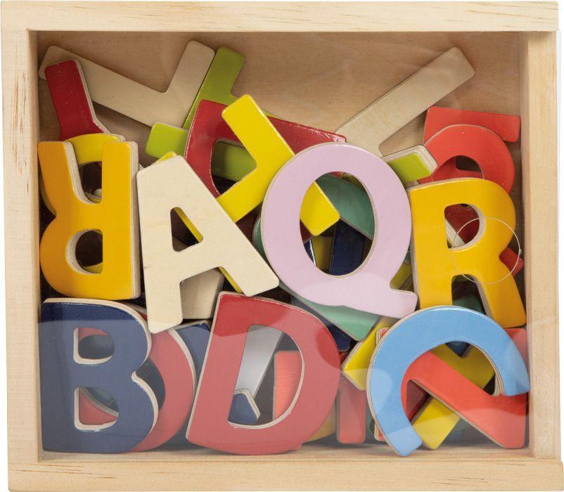 Beispielinhalt (Bild) Bunte Magnetbuchstaben