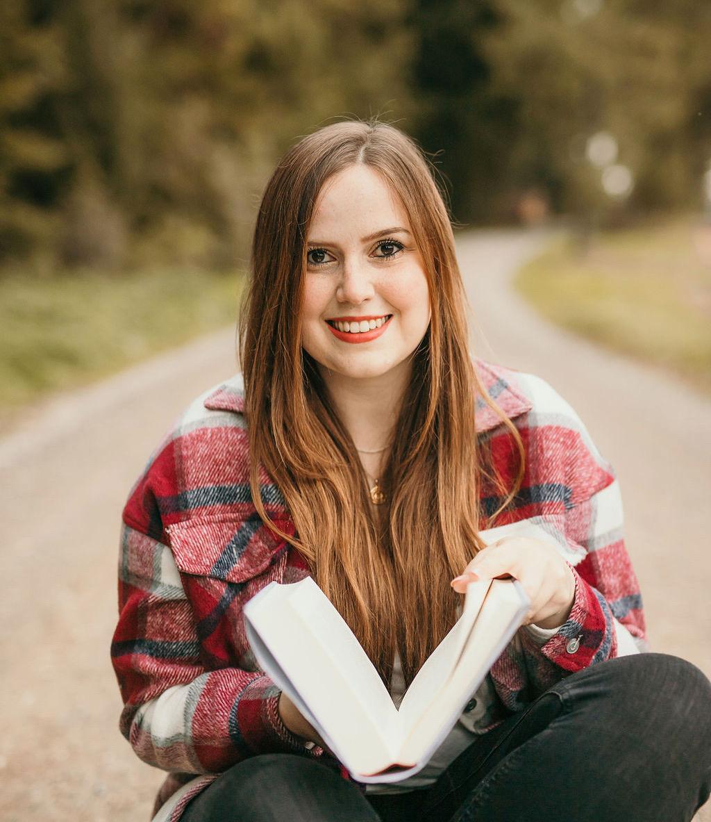 Autorenbild Ravenhall Academy 2: Erwachte Magie