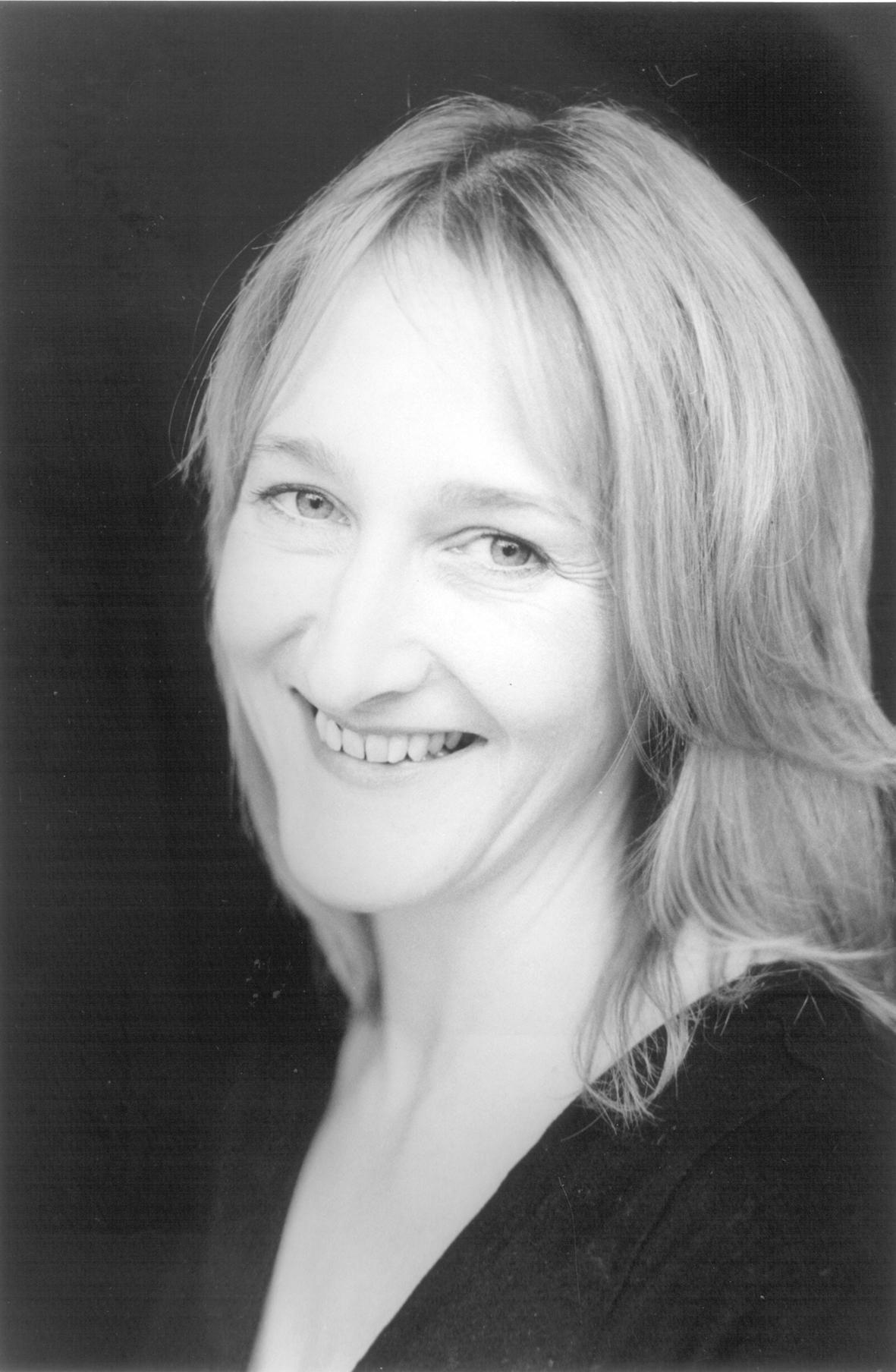 Autorenbild Sternenschweif 2: Sprung in die Nacht