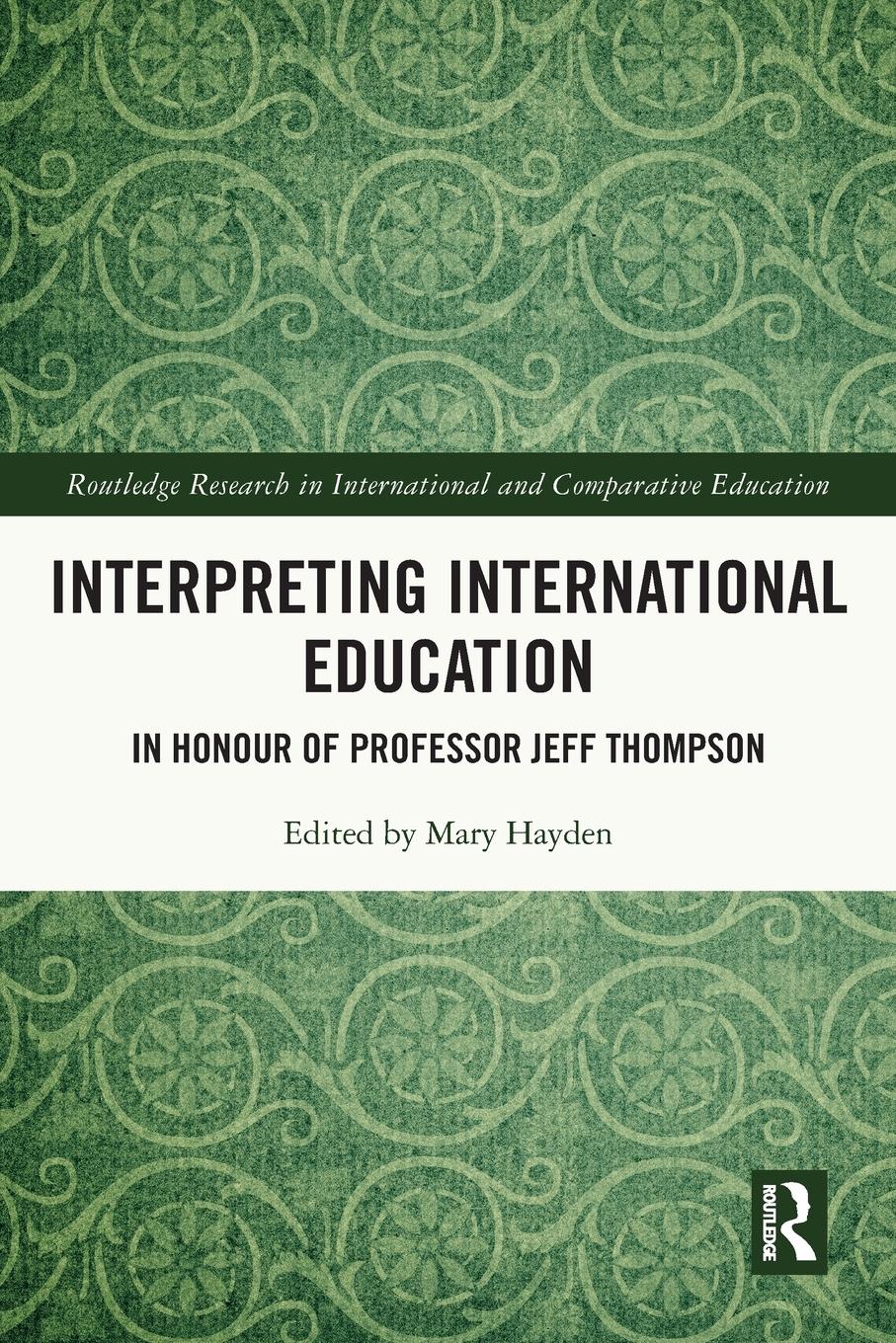 Vorderes Coverbild Interpreting International Education