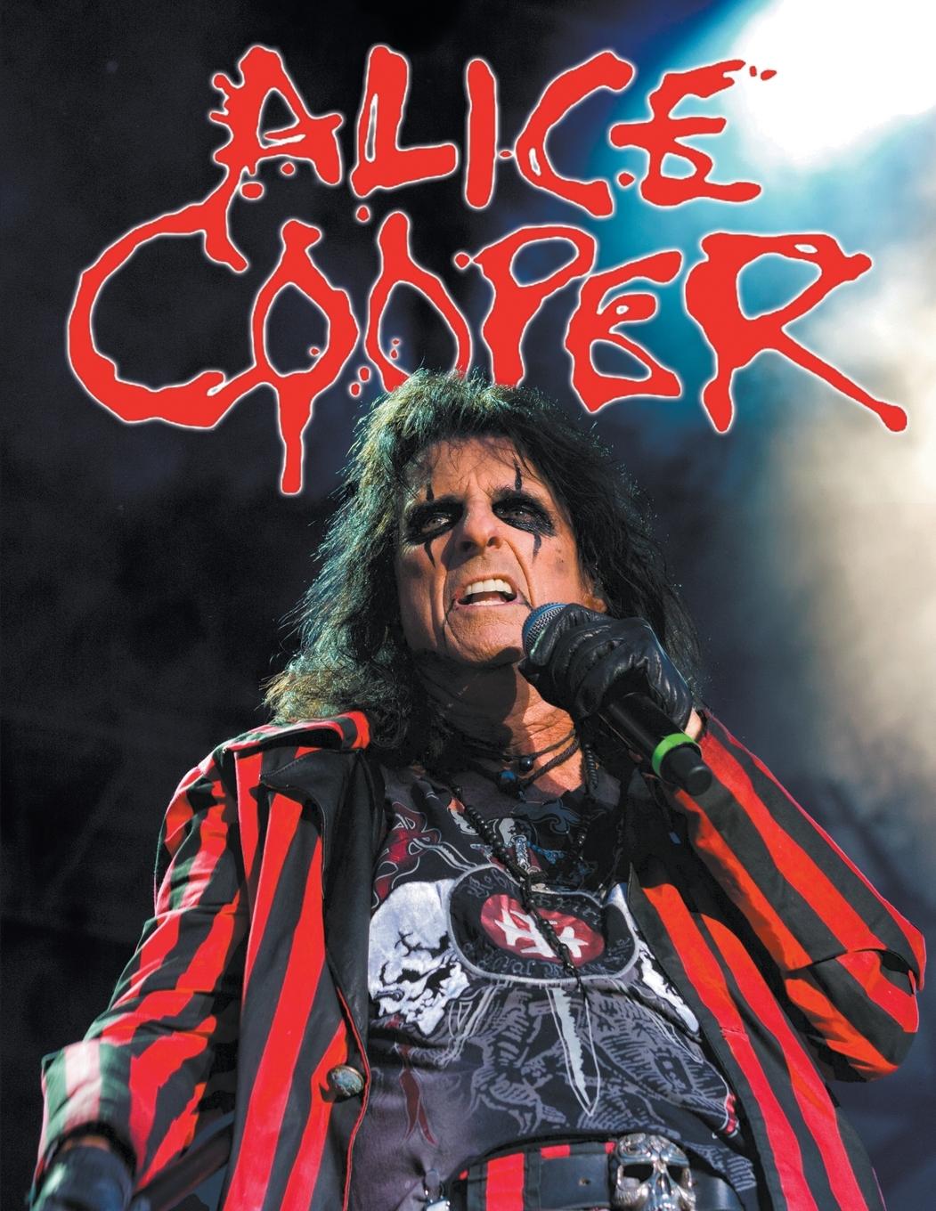 Vorderes Coverbild Alice Cooper Bookazine