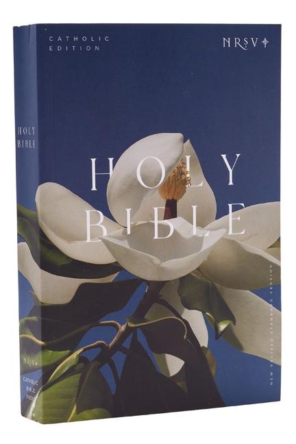Vorderes Coverbild NRSV Catholic Edition Bible, Magnolia Paperback (Global Cover Series)