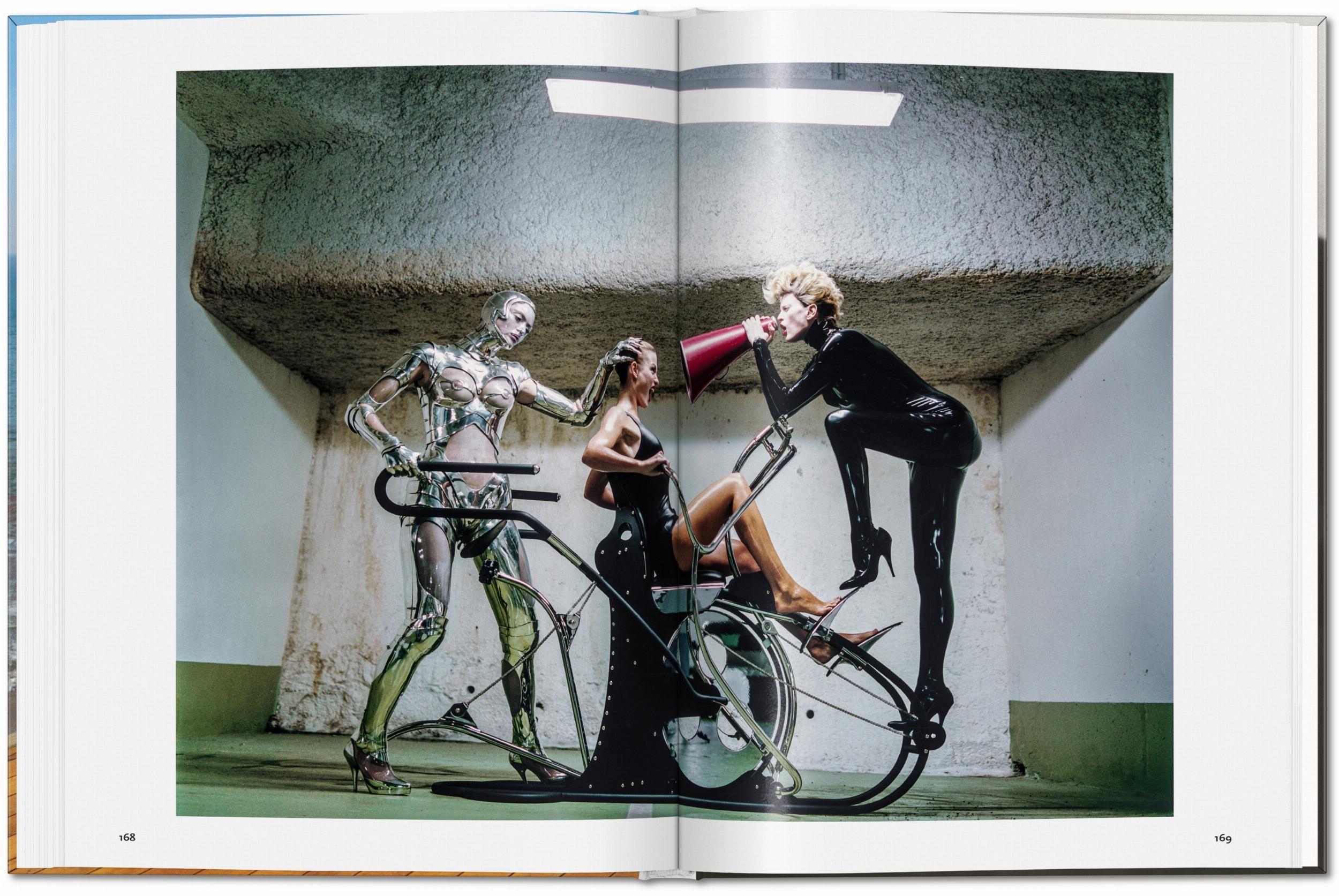 Beispielinhalt (Bild) Helmut Newton