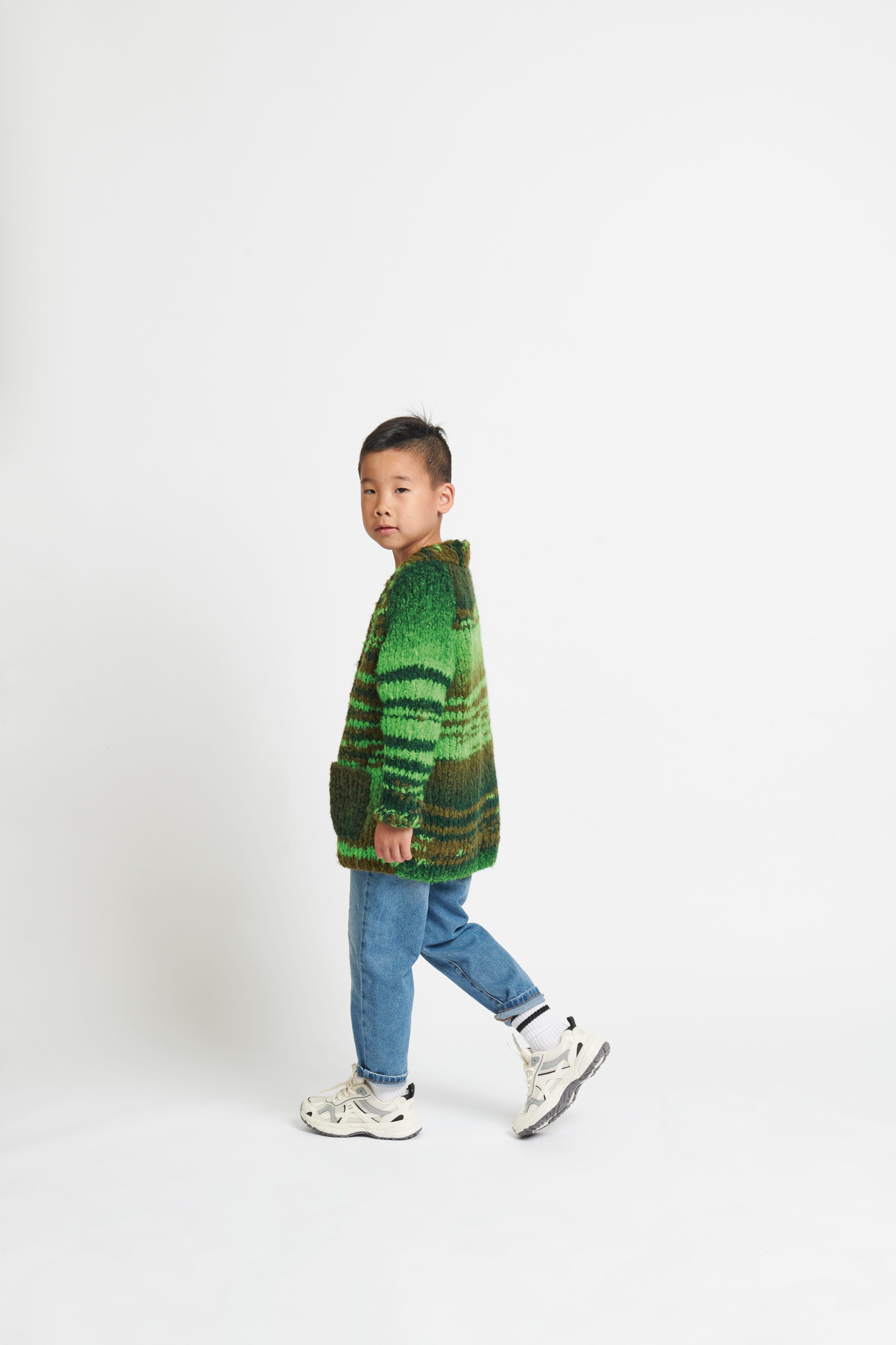 Beispielinhalt (Bild) Kids Handknitting