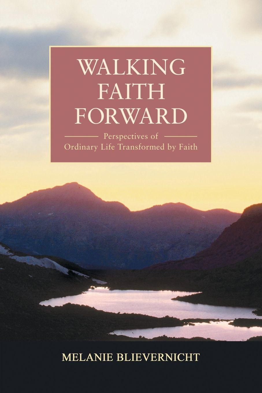 Vorderes Coverbild Walking Faith Forward