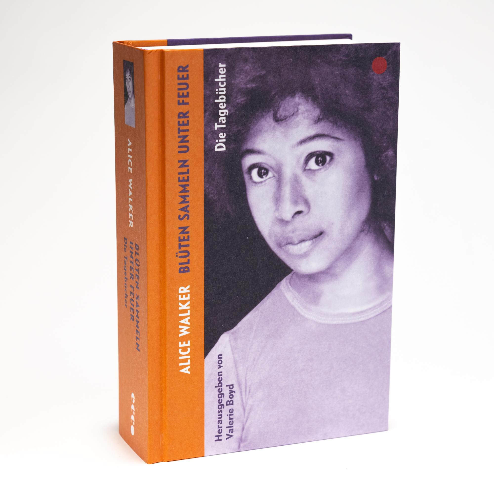 Beispielinhalt (Bild) Blüten sammeln unter Feuer