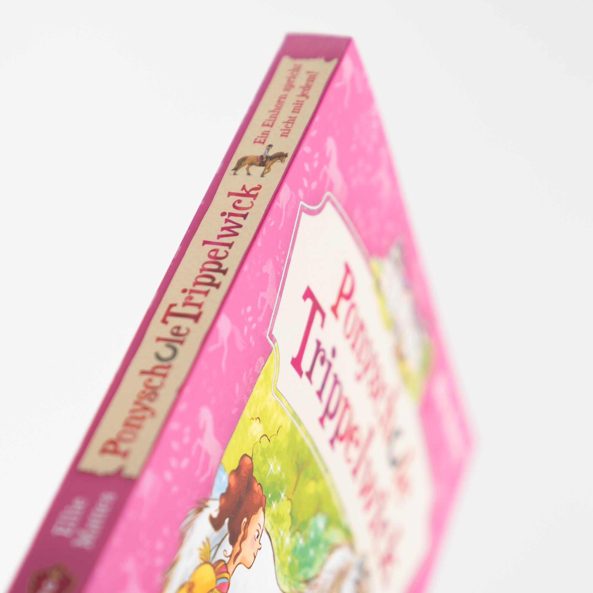 Beispielinhalt (Bild) Ponyschule Trippelwick - Ein Einhorn spricht nicht mit jedem