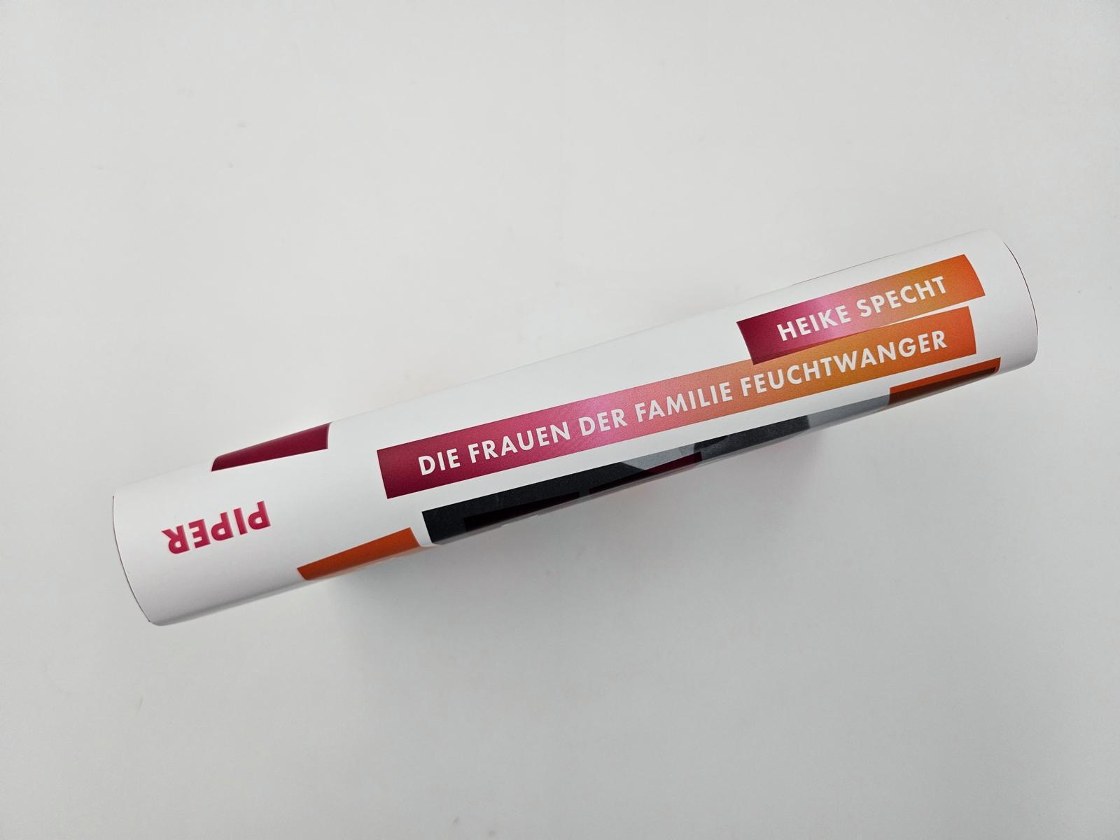 Beispielinhalt (Bild) Die Frauen der Familie Feuchtwanger