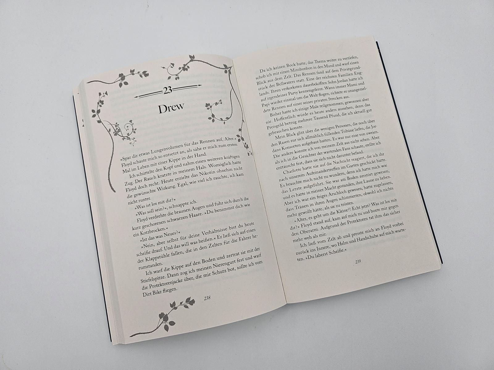 Beispielinhalt (Bild) Rosefield Academy of Arts - The Promises We Make