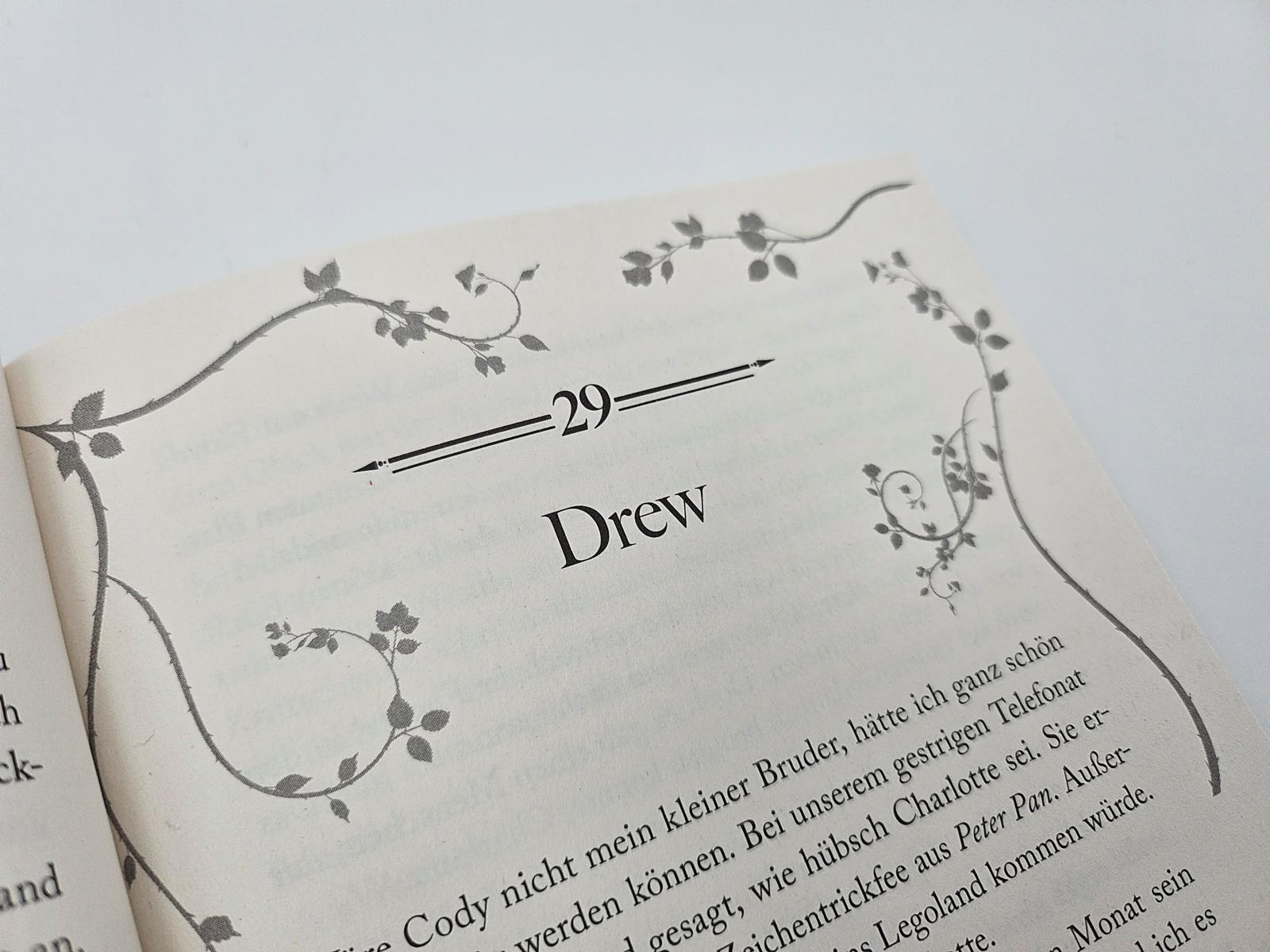 Beispielinhalt (Bild) Rosefield Academy of Arts - The Promises We Make