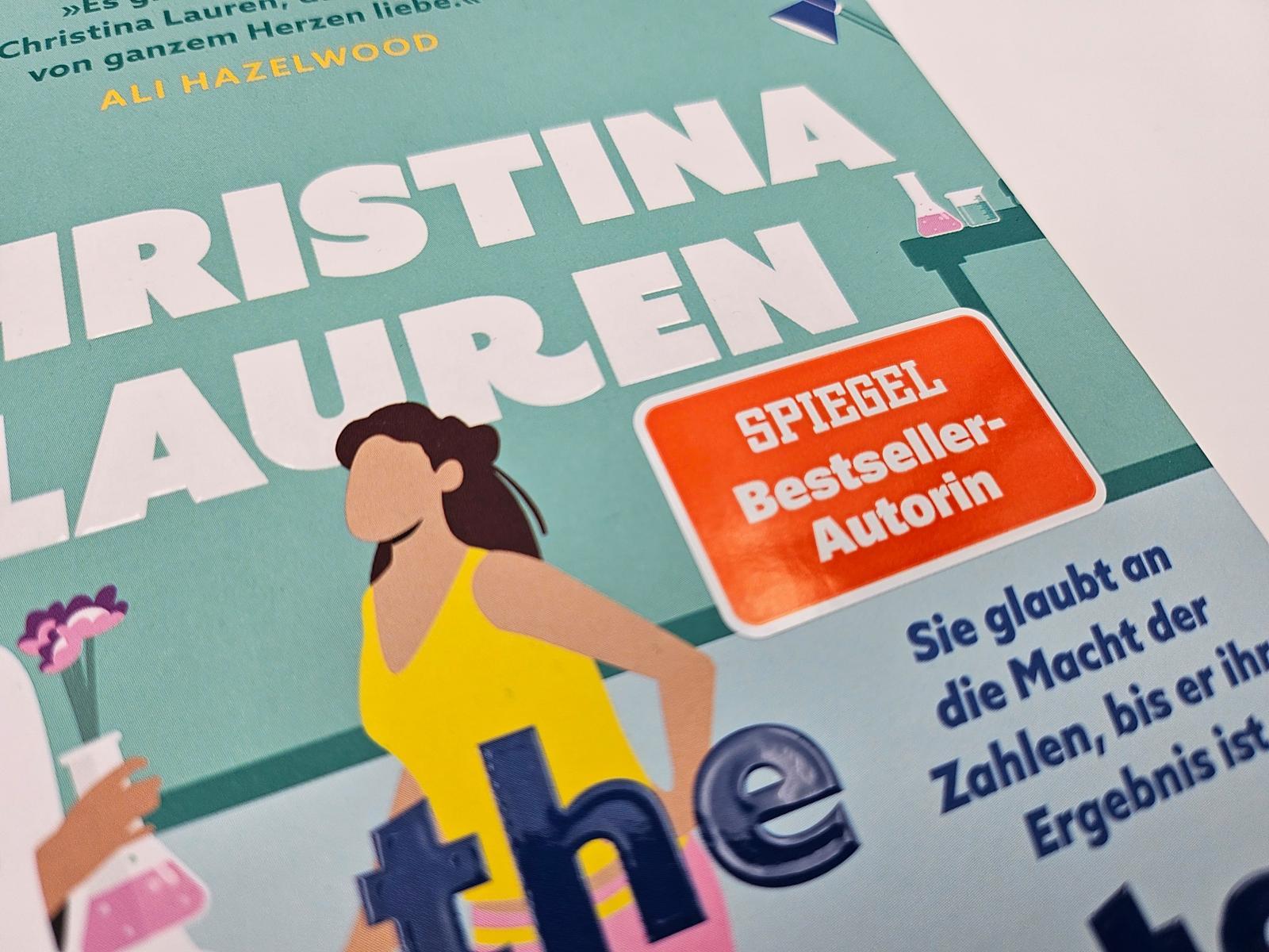 Beispielinhalt (Bild) The Soulmate Equation - Sie glaubt an die Macht der Zahlen, bis er ihr Ergebnis ist