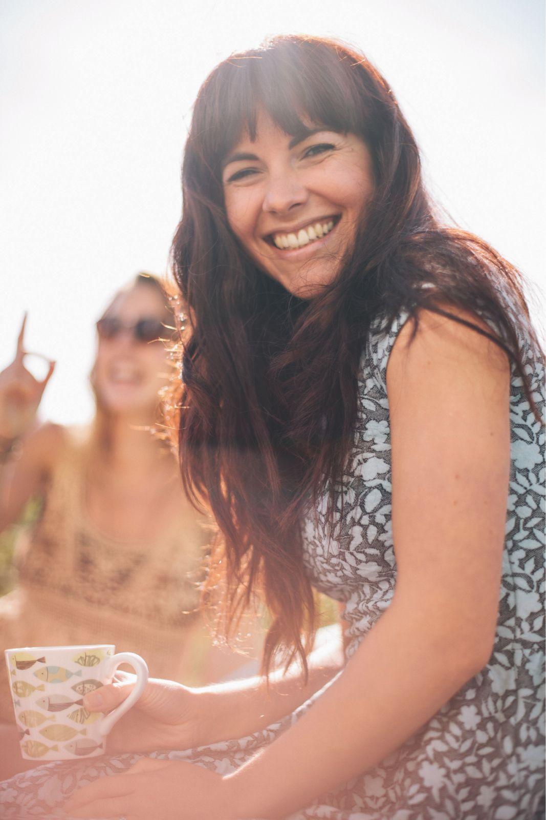 Autorenbild You Let Me In