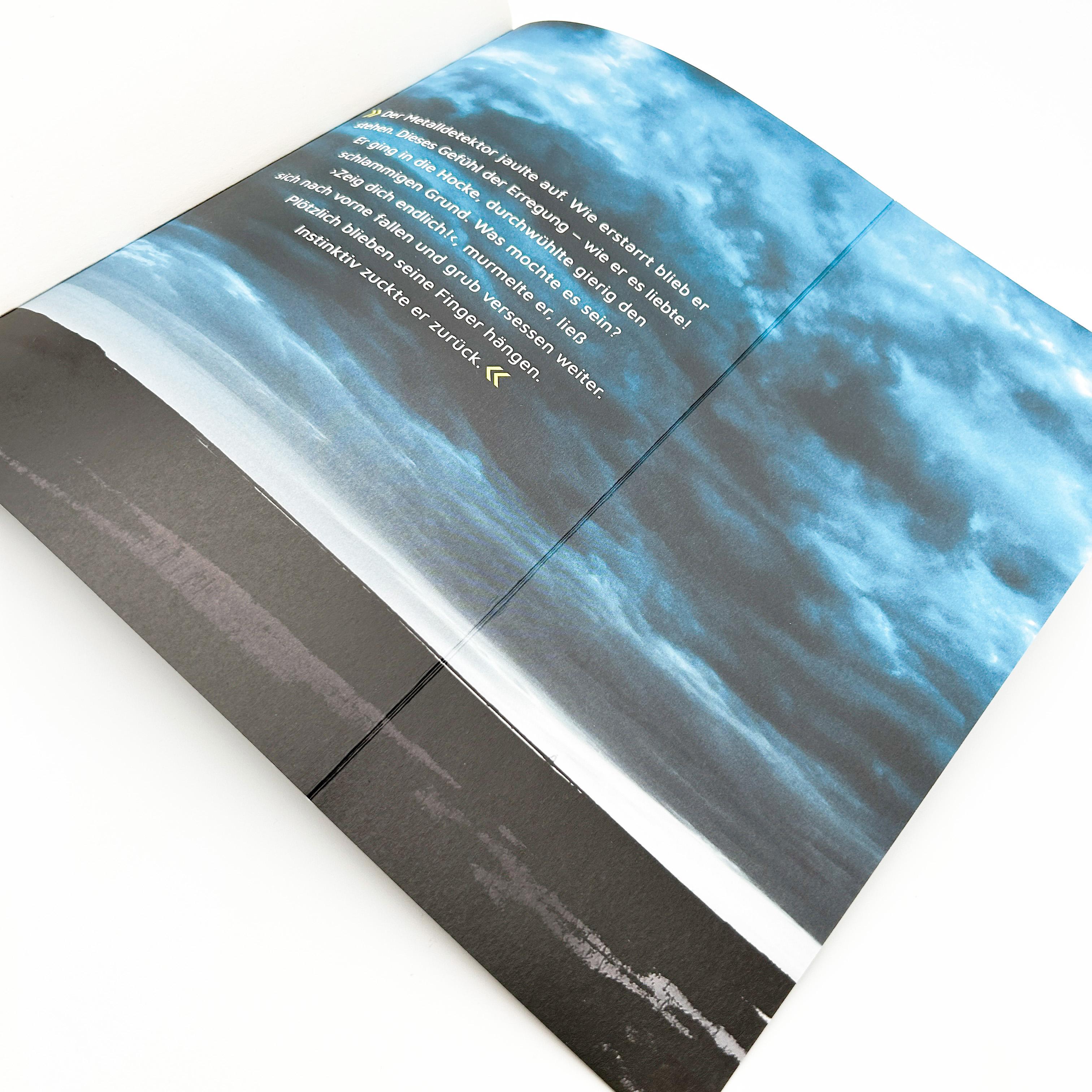 Beispielinhalt (Bild) Die Brandung - Moorengel