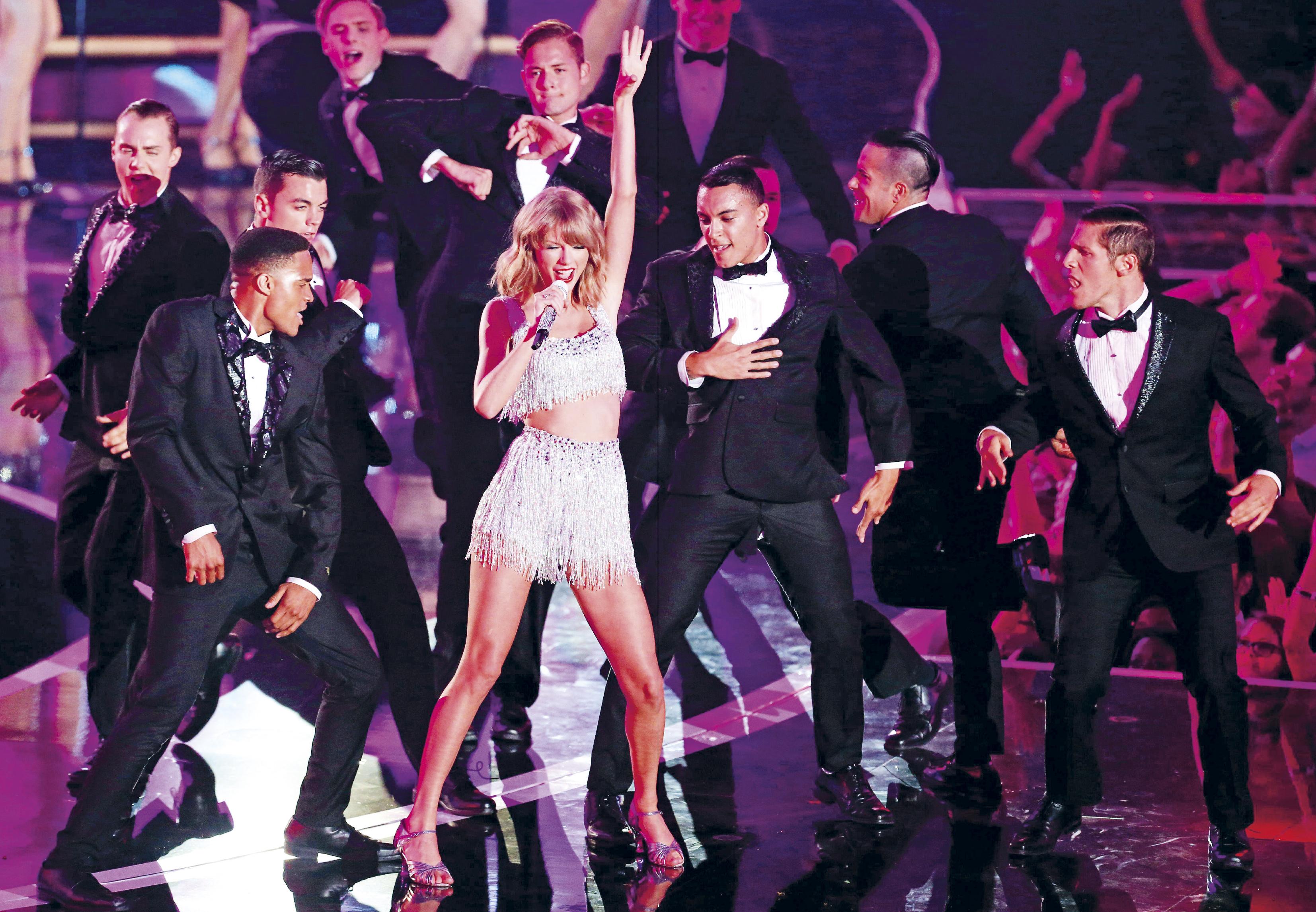 Beispielinhalt (Bild) Icons of Style - Taylor Swift