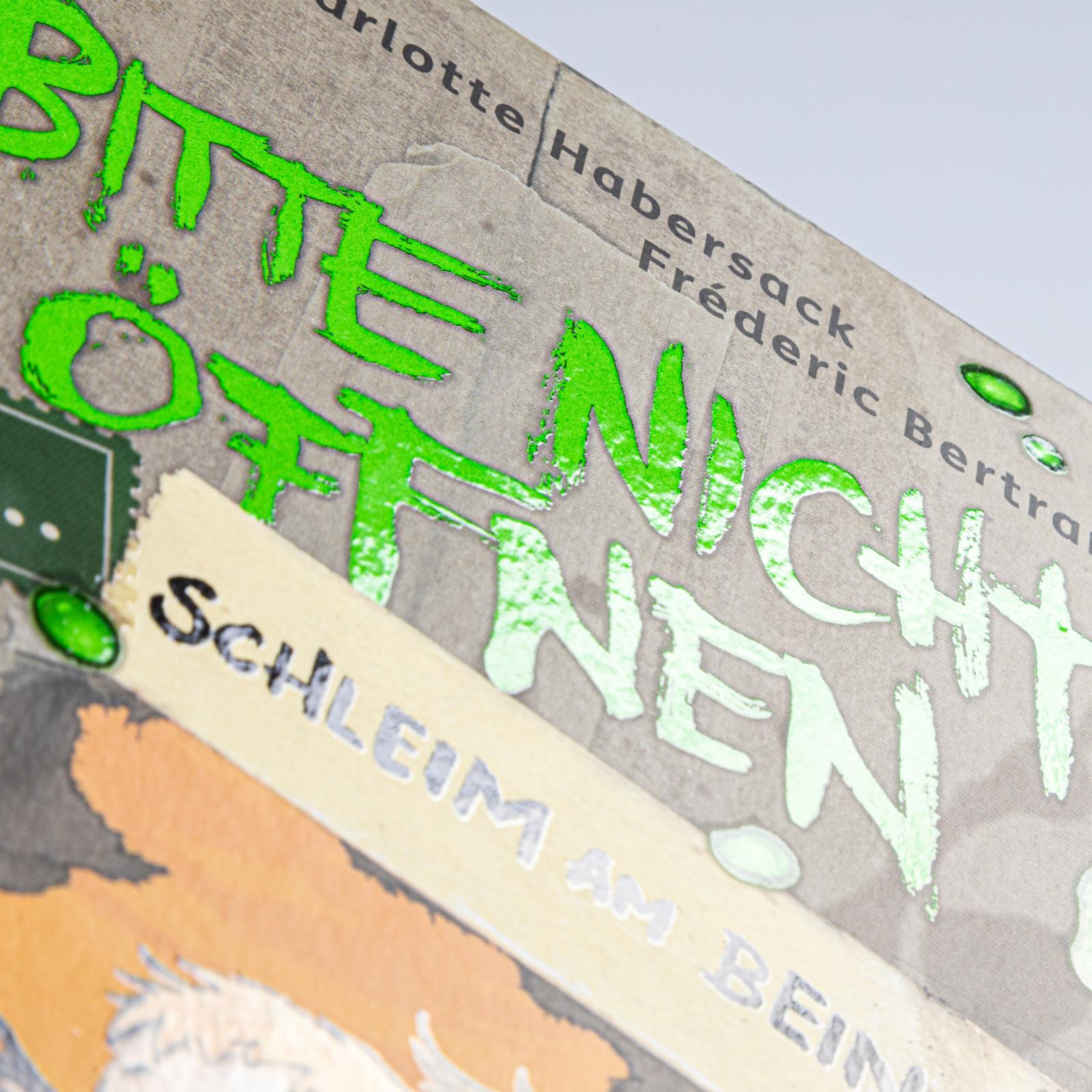 Beispielinhalt (Bild) Bitte nicht öffnen, sonst ... 2: Schleim am Bein!