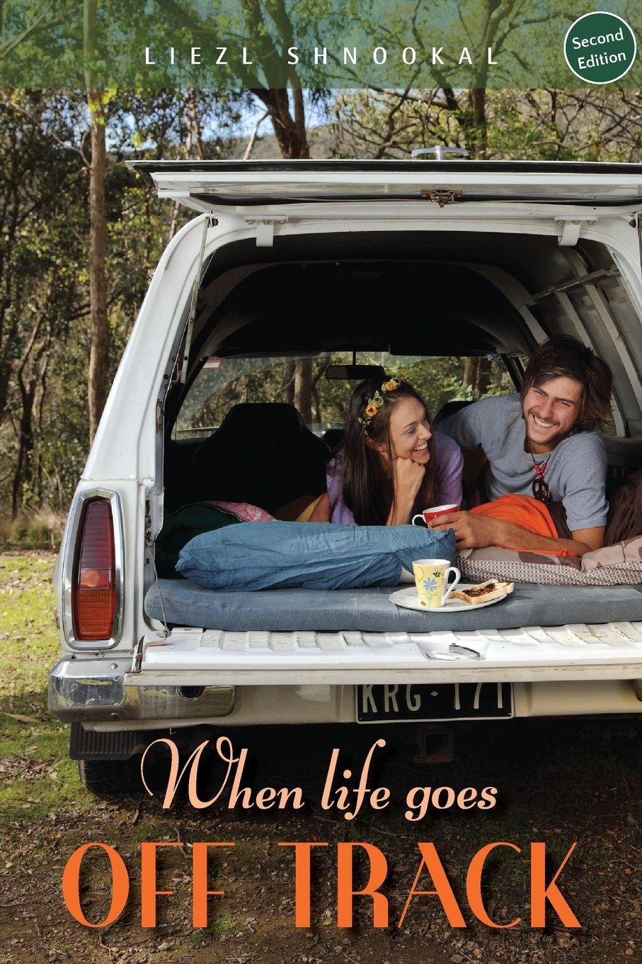 Vorderes Coverbild Off Track