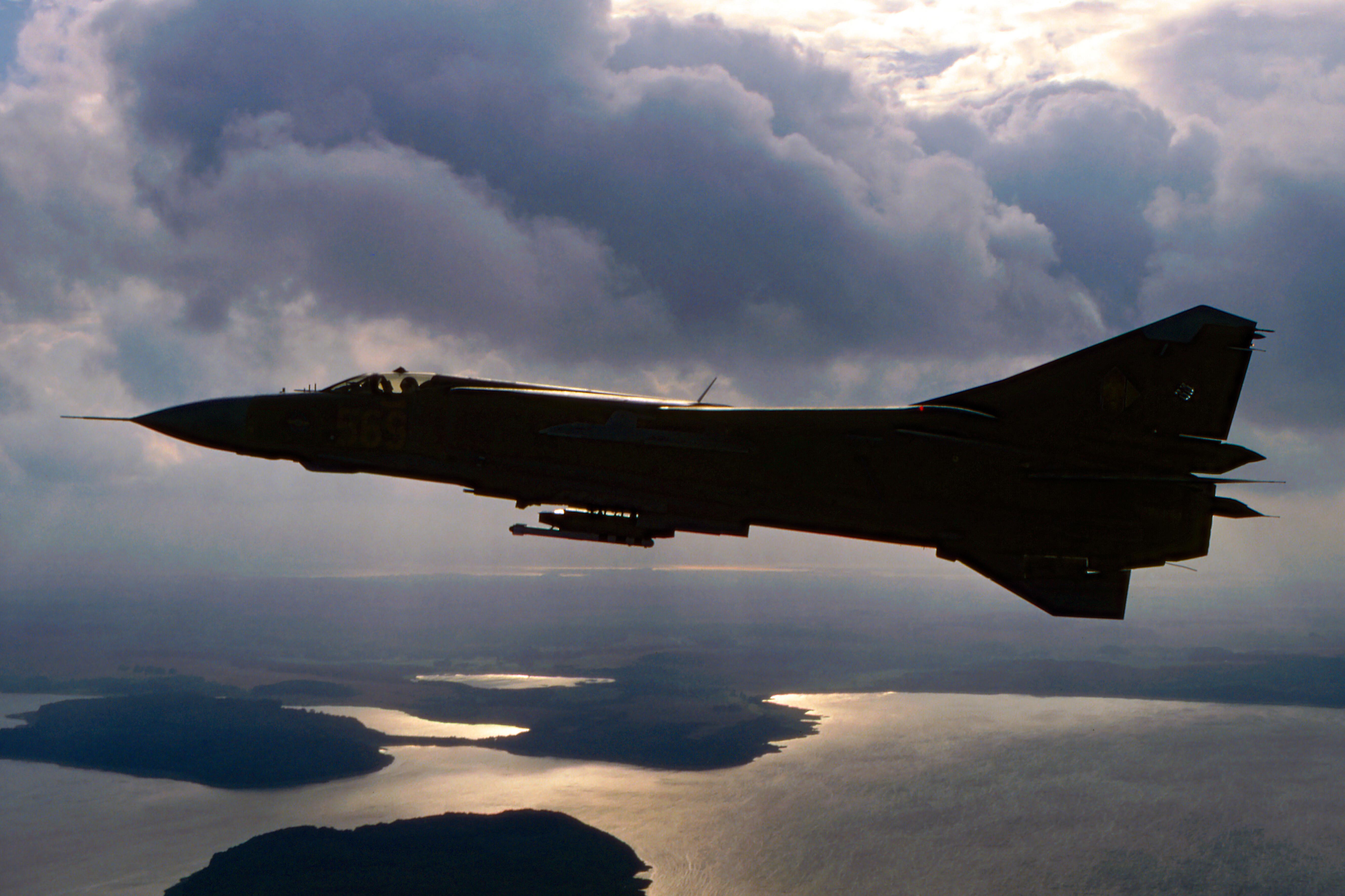 Beispielinhalt (Bild) MiG-23