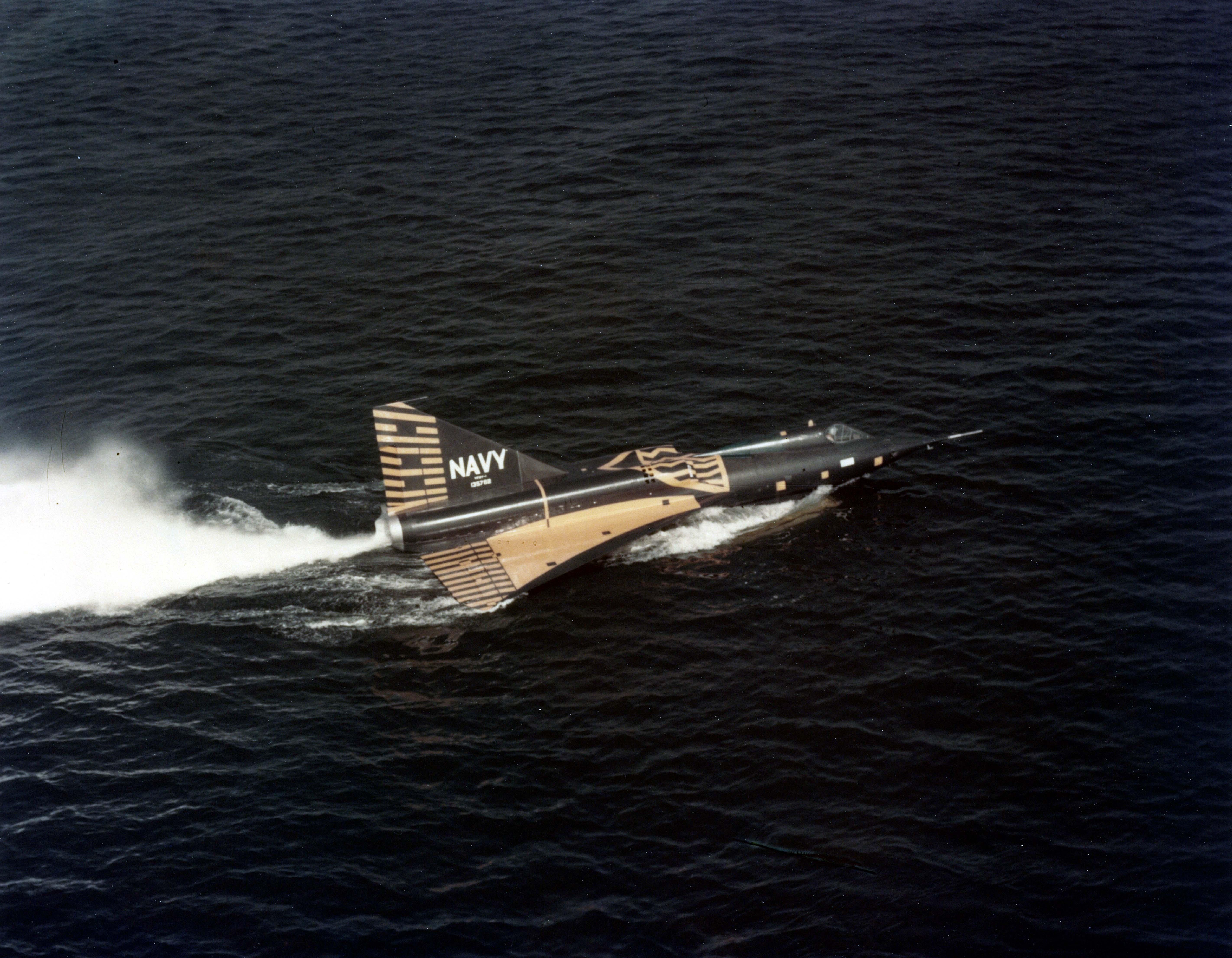 Beispielinhalt (Bild) Die skurrilsten Flugzeuge der Welt