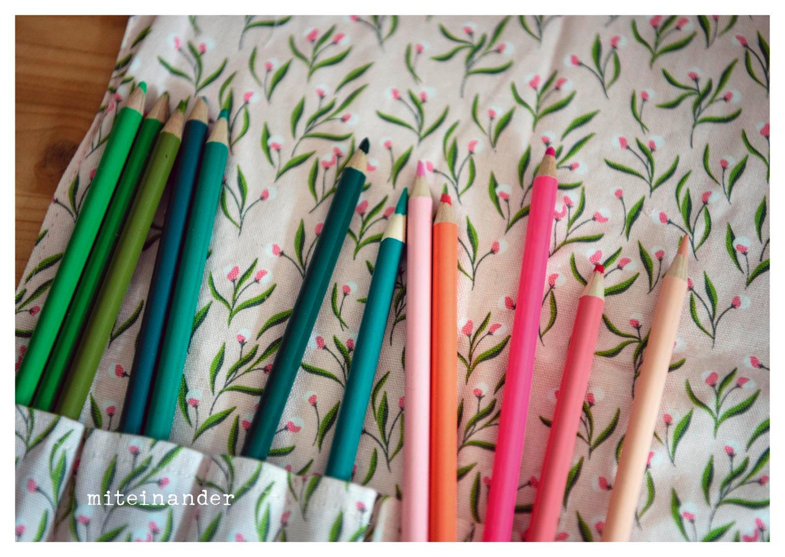 Beispielinhalt (Bild) kleine Geste - Postkartenbuch