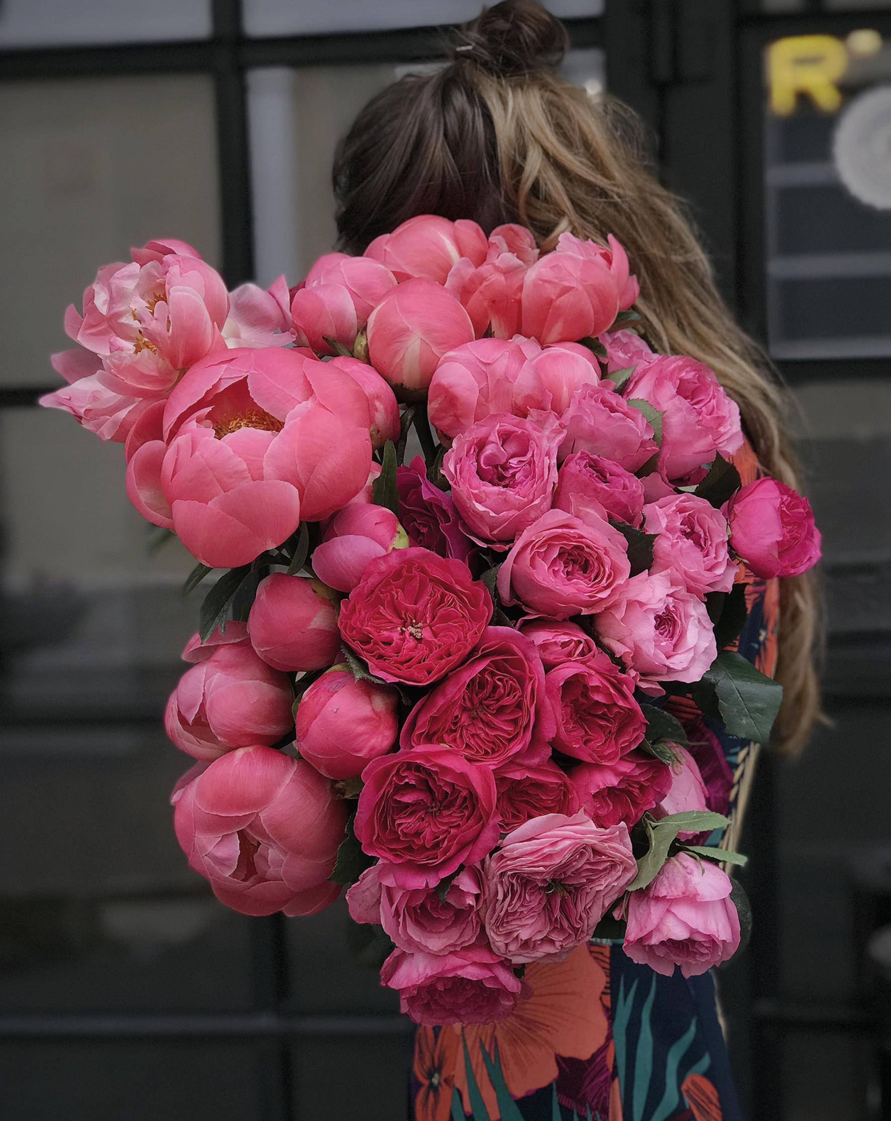 Beispielinhalt (Bild) Floramour: Pfingstrosen