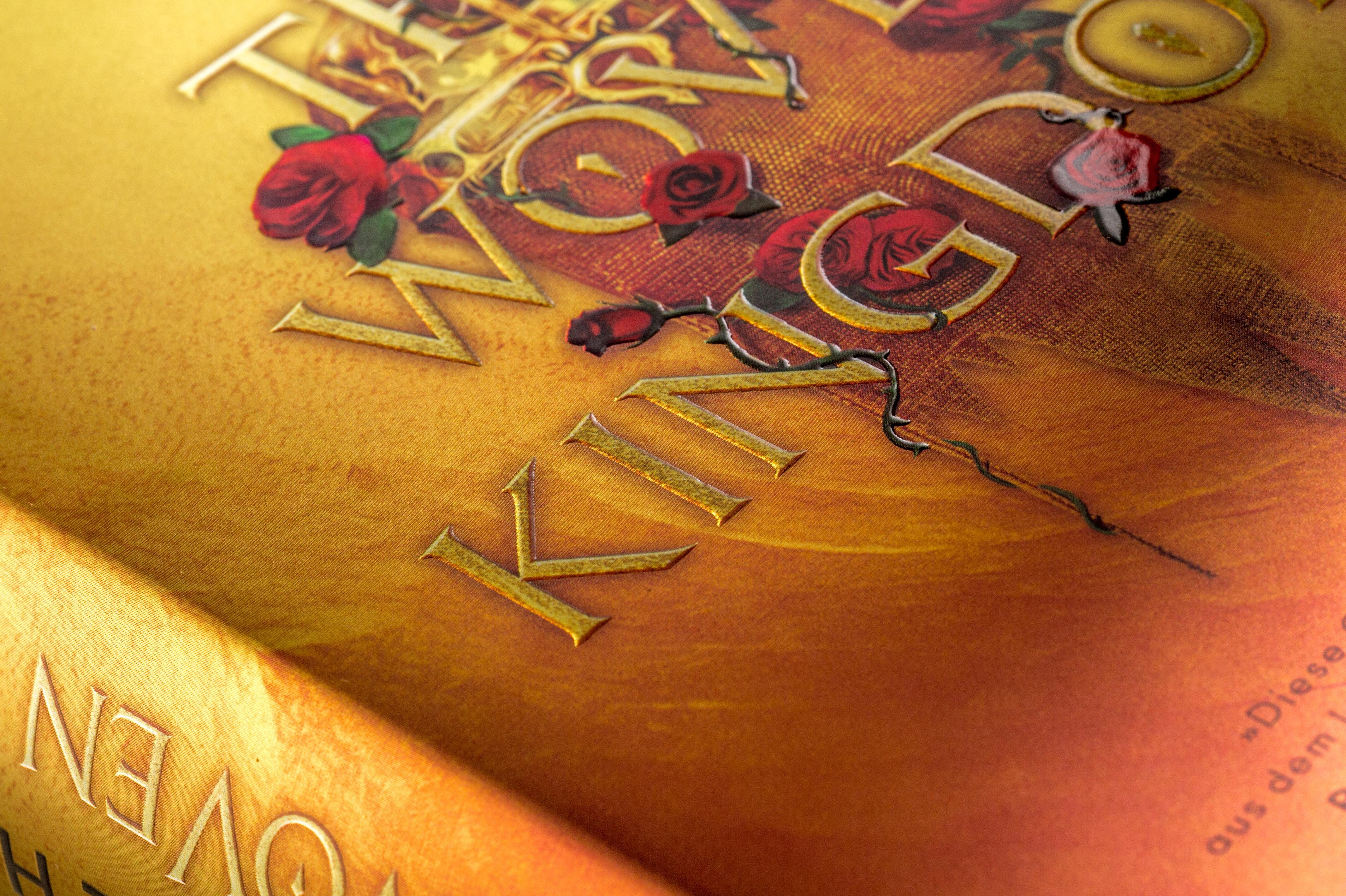 Beispielinhalt (Bild) This Woven Kingdom