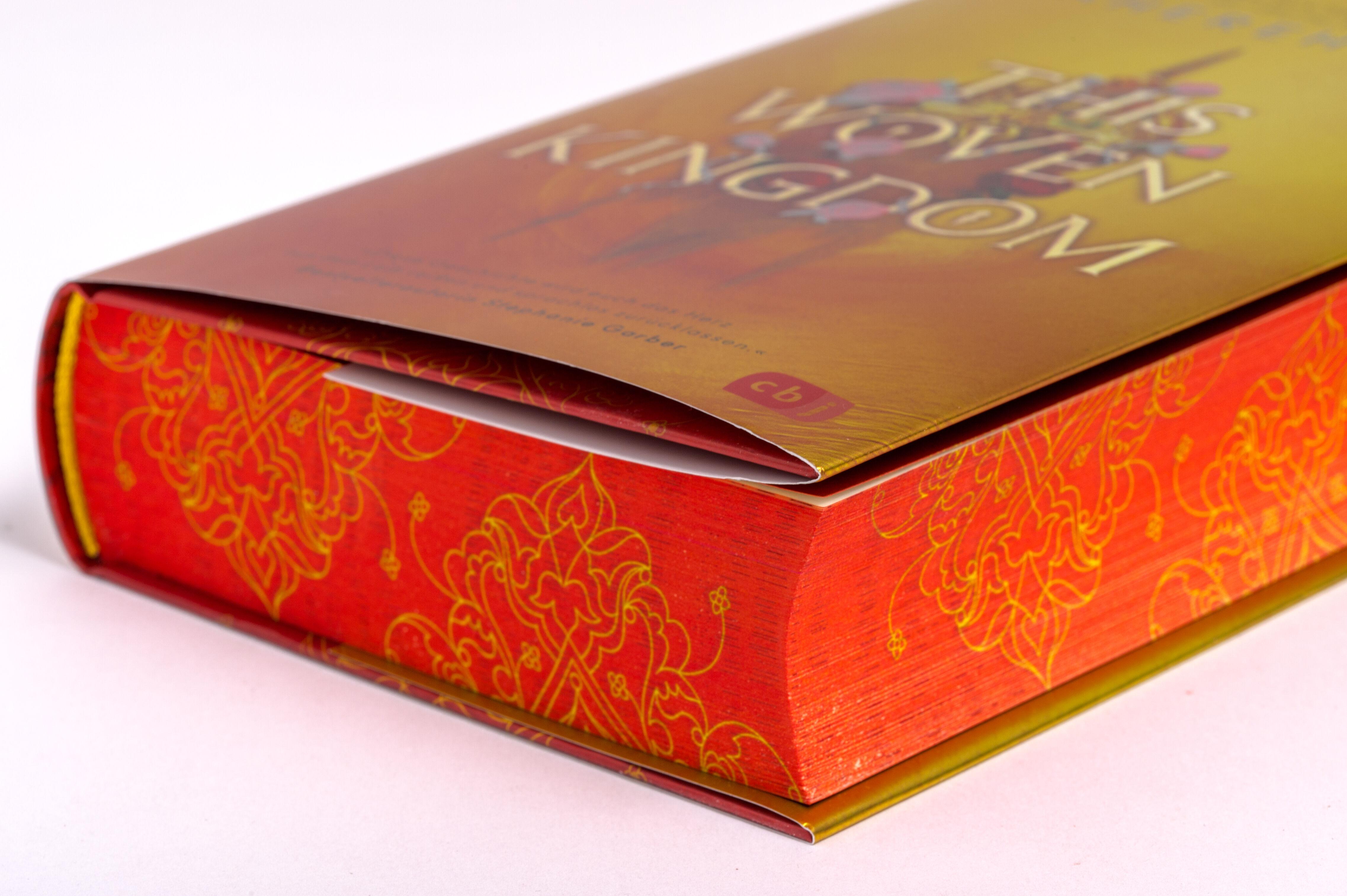 Beispielinhalt (Bild) This Woven Kingdom