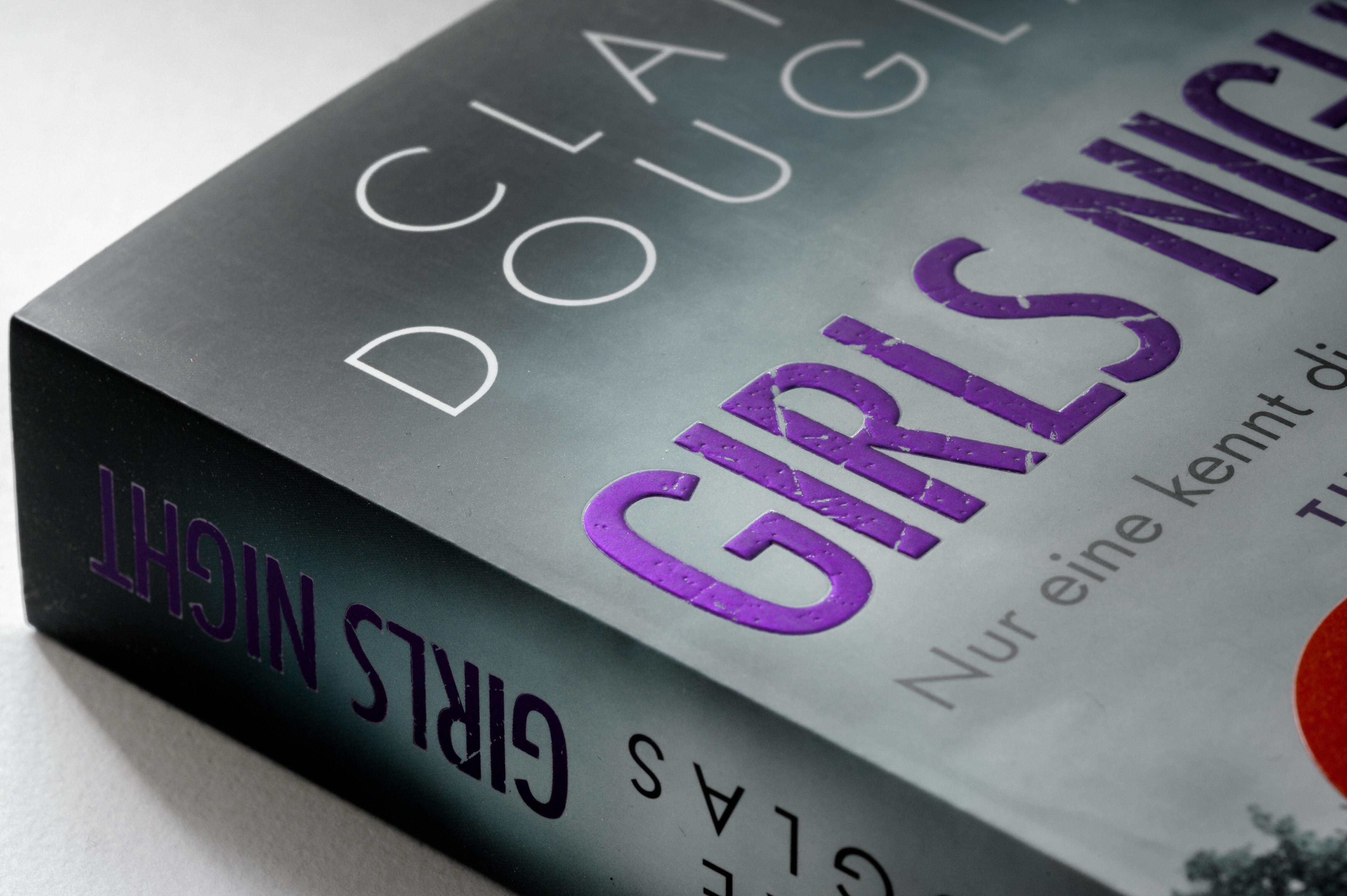 Beispielinhalt (Bild) Girls Night - Nur eine kennt die ganze Wahrheit