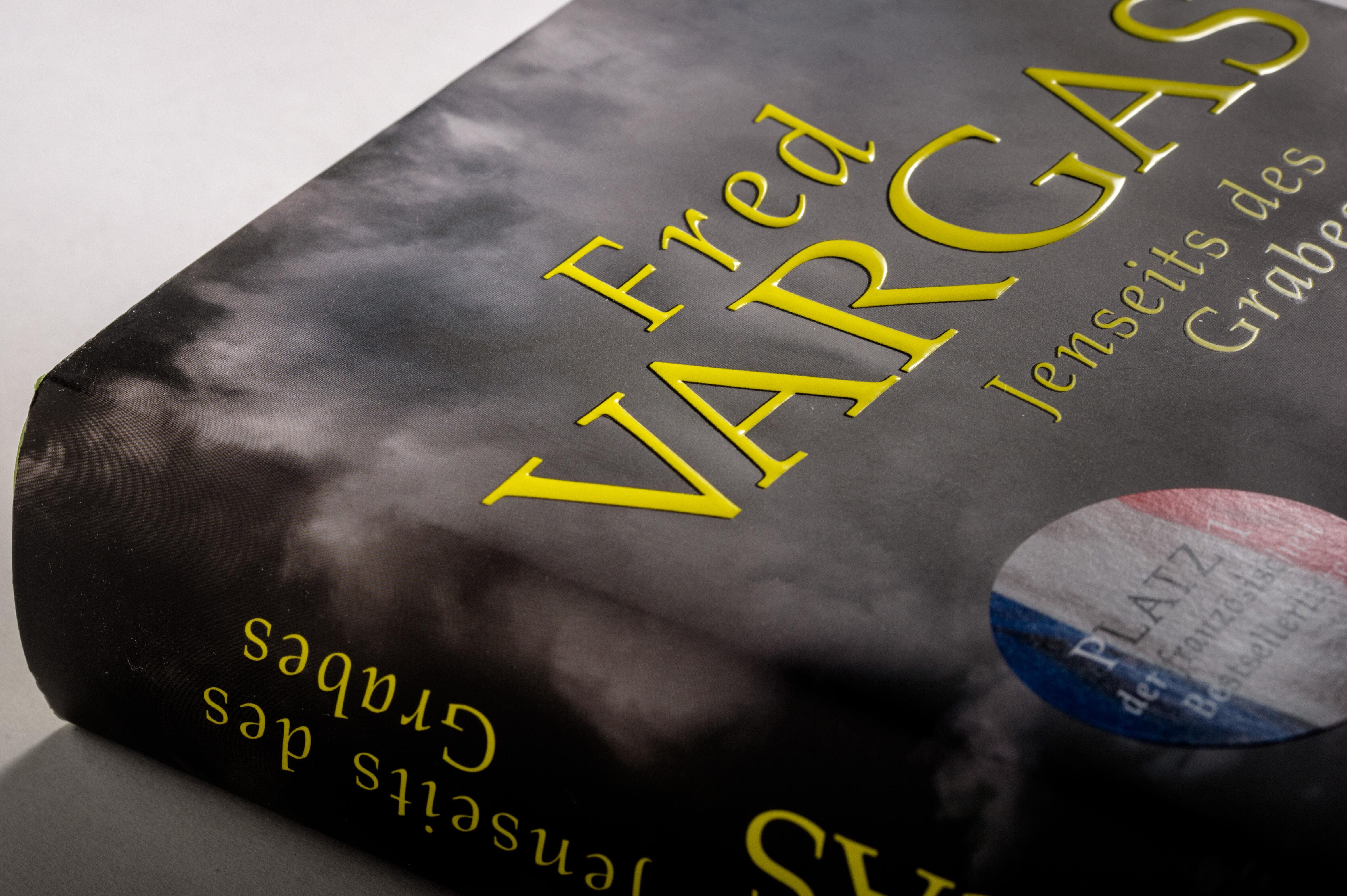 Beispielinhalt (Bild) Jenseits des Grabes