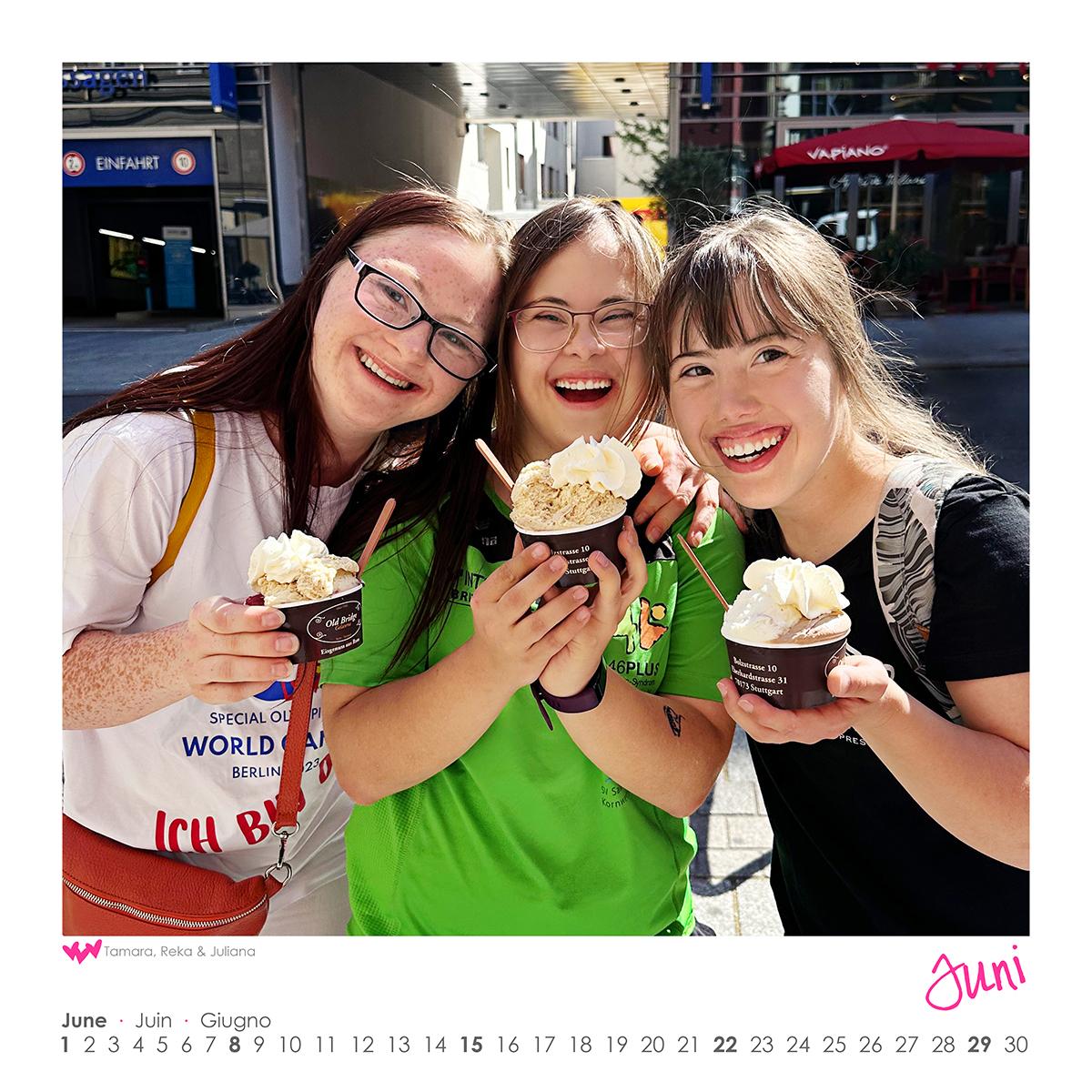 Beispielinhalt (Bild) Wandkalender A little extra 2025