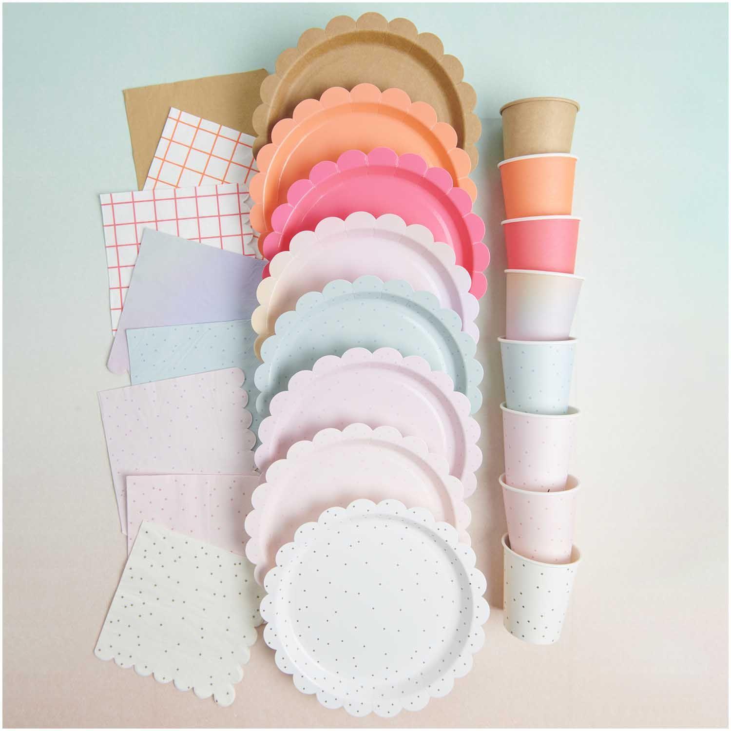 Beispielinhalt (Bild) Pappteller Kraftpapier, FSC MIX, 8 Stk, 23 cm, 350 g/m²