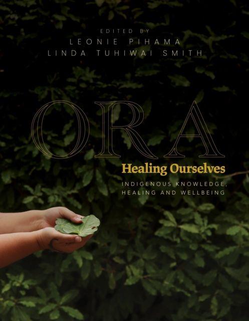 Vorderes Coverbild Ora: Healing Ourselves