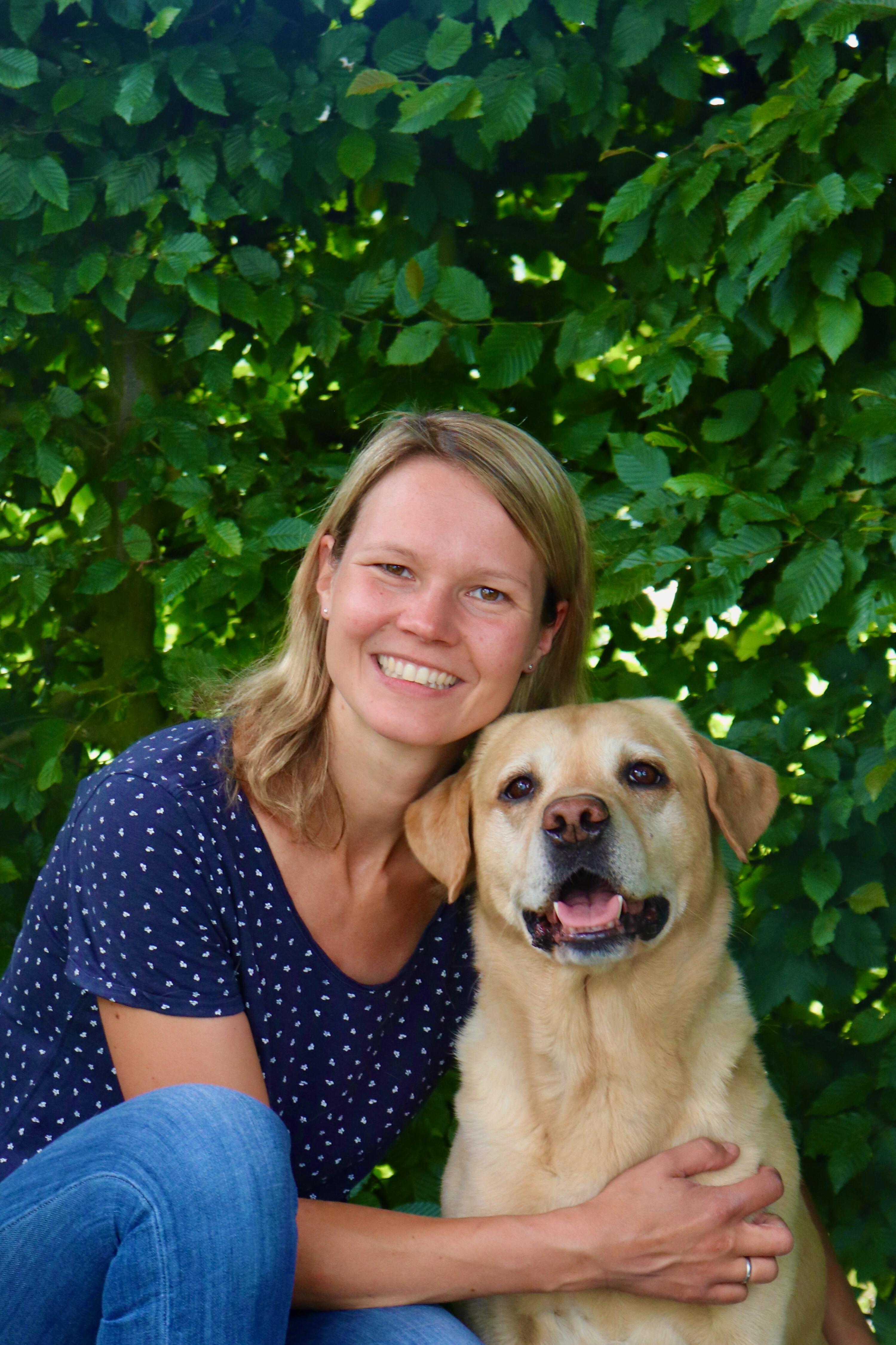 Autorenbild Finnes zieht aus - Ein Hundeleben steht Kopf